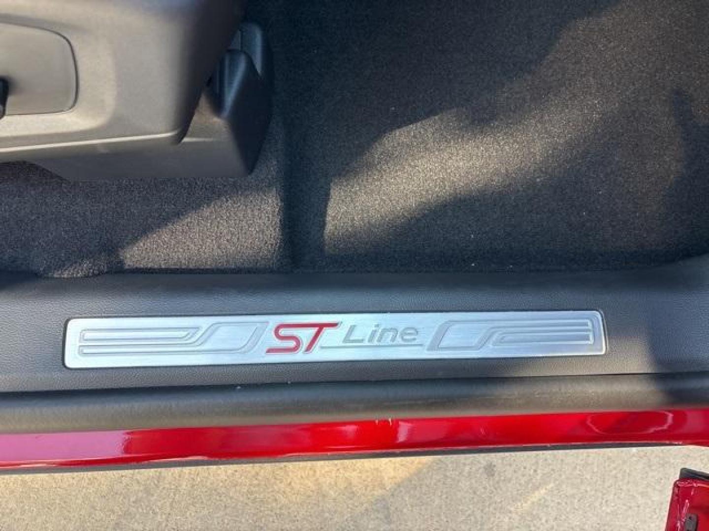 2025 Red Metallic /Onyx Ford Explorer ST-Line (1FMUK7KHXSG) with an 2.3L EcoBoost I-4 engine, Automatic transmission, located at 1105 E Mulberry, Kaufman, TX, 75142, (972) 962-2151, 32.589550, -96.300926 - Red Metallic 2025 Ford Explorer 4D Sport Utility ST-Line RWD 10-Speed Automatic 2.3L EcoBoost I-4<br><br>20/29 City/Highway MPG<br><br><br>Please call Paul Murrey Ford Inc. In Kaufman Texas A Family Dealership Since 1952 Serving the Dallas Fort Worth and East Texas areas for over 70 years. Please ca - Photo#19