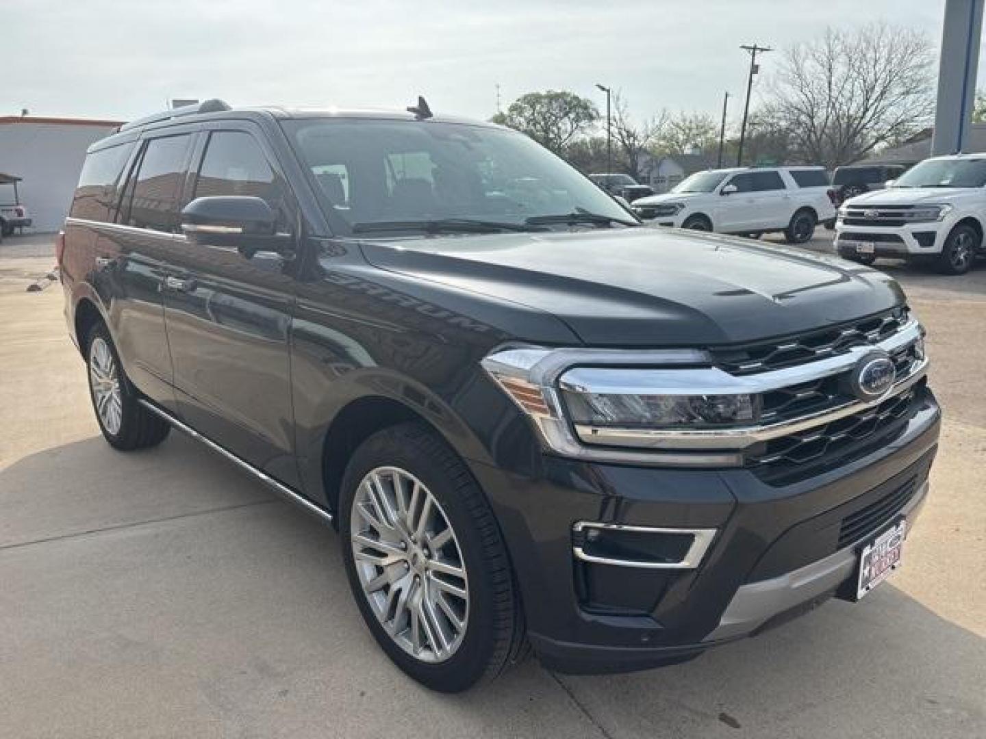 2024 Gray Metallic /Sandstone Ford Expedition Limited (1FMJU1K83RE) with an EcoBoost 3.5L V6 GTDi DOHC 24V Twin Turbocharged engine, Automatic transmission, located at 1105 E Mulberry, Kaufman, TX, 75142, (972) 962-2151, 32.589550, -96.300926 - Dark Matter Gray Metallic 2024 Ford Expedition 4D Sport Utility Limited RWD 10-Speed Automatic EcoBoost 3.5L V6 GTDi DOHC 24V Twin Turbocharged<br><br><br>Please call Paul Murrey Ford Inc. In Kaufman Texas A Family Dealership Since 1952 Serving the Dallas Fort Worth and East Texas areas for over 70 - Photo#6