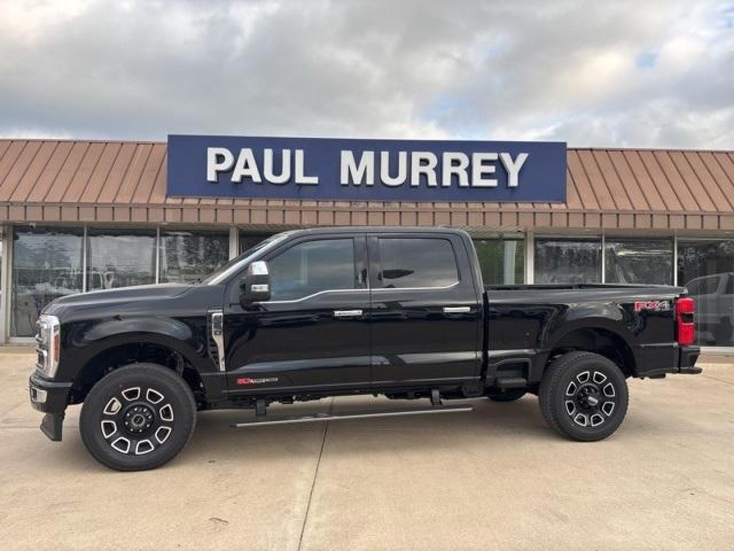 2024 Black Metallic /Black Onyx Ford F-250SD Platinum (1FT8W2BM5RE) with an 6.7L High Output Power Stroke V8 Diesel engine, Automatic transmission, located at 1105 E Mulberry, Kaufman, TX, 75142, (972) 962-2151, 32.589550, -96.300926 - Agate Black Metallic 2024 Ford F-250SD 4D Crew Cab Platinum 4WD 10-Speed Automatic 6.7L High Output Power Stroke V8 Diesel 4WD.<br><br><br>Please call Paul Murrey Ford Inc. In Kaufman Texas A Family Dealership Since 1952 Serving the Dallas Fort Worth and East Texas areas for over 70 years. Please ca - Photo#0