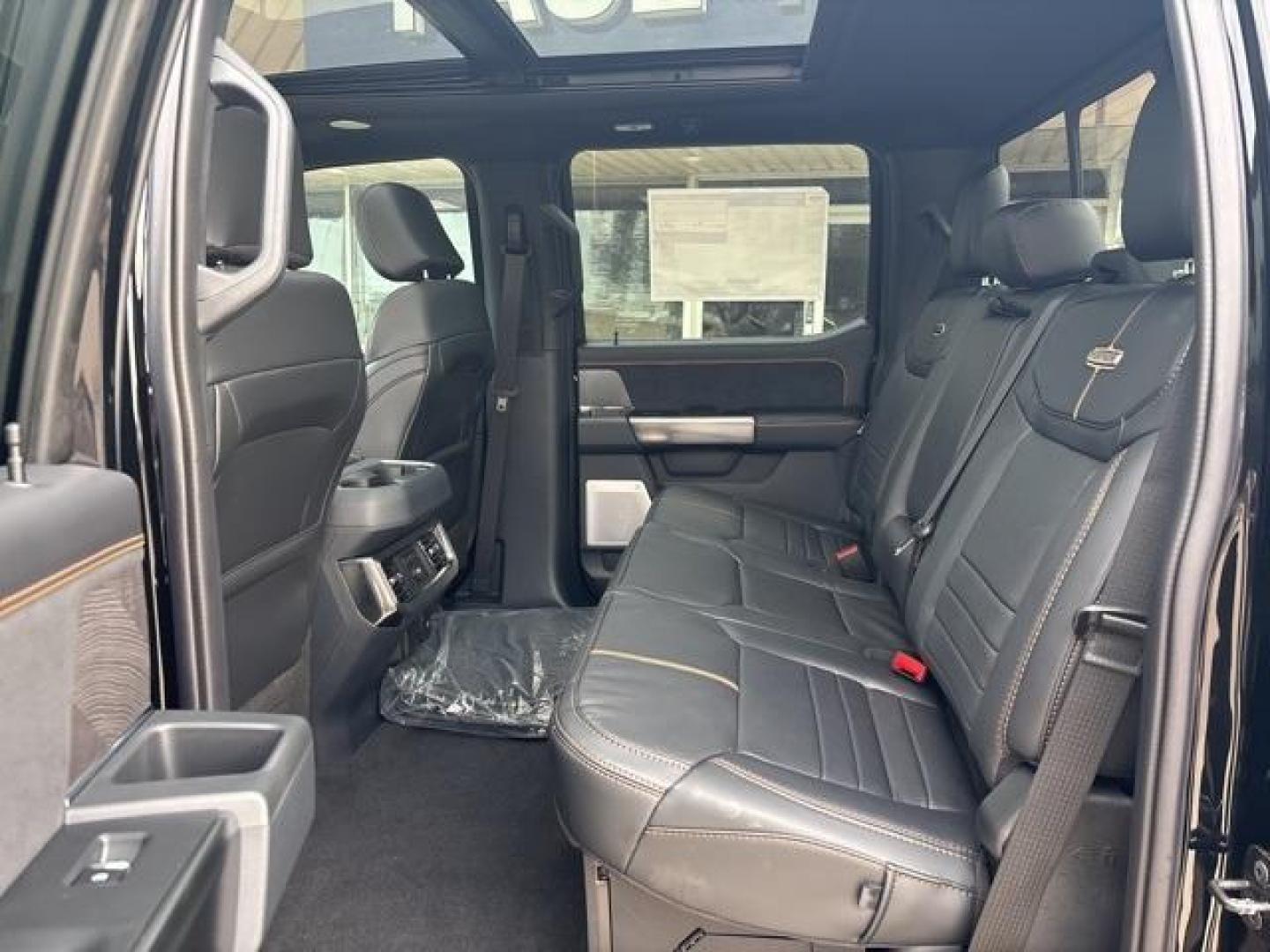 2024 Black Metallic /Black Onyx Ford F-250SD Platinum (1FT8W2BM5RE) with an 6.7L High Output Power Stroke V8 Diesel engine, Automatic transmission, located at 1105 E Mulberry, Kaufman, TX, 75142, (972) 962-2151, 32.589550, -96.300926 - Agate Black Metallic 2024 Ford F-250SD 4D Crew Cab Platinum 4WD 10-Speed Automatic 6.7L High Output Power Stroke V8 Diesel 4WD.<br><br><br>Please call Paul Murrey Ford Inc. In Kaufman Texas A Family Dealership Since 1952 Serving the Dallas Fort Worth and East Texas areas for over 70 years. Please ca - Photo#15