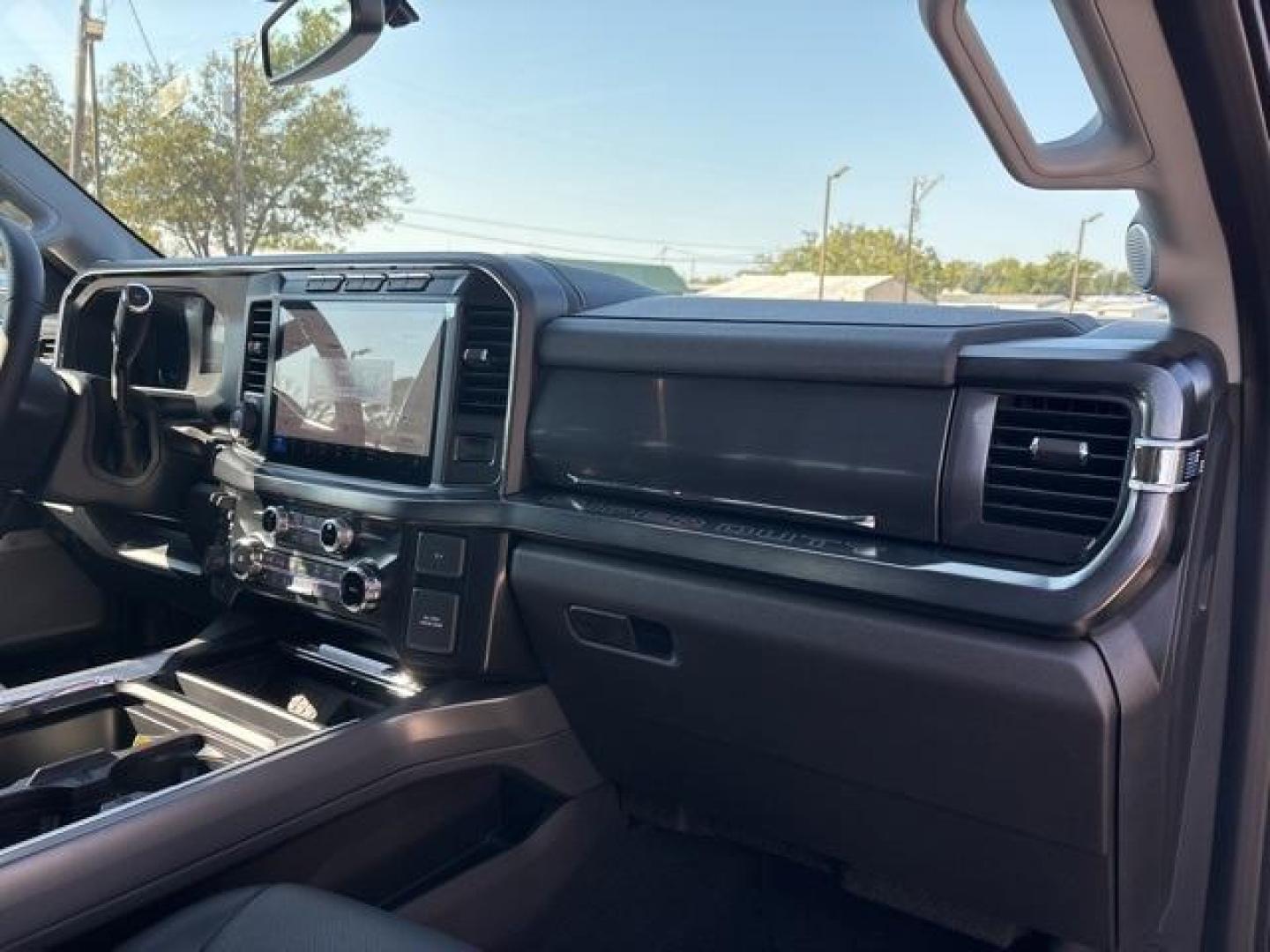 2024 Black Metallic /Black Onyx Ford F-250SD Lariat (1FT8W2BT6RE) with an Power Stroke 6.7L V8 DI 32V OHV Turbodiesel engine, Automatic transmission, located at 1105 E Mulberry, Kaufman, TX, 75142, (972) 962-2151, 32.589550, -96.300926 - Agate Black Metallic 2024 Ford F-250SD 4D Crew Cab Lariat 4WD 10-Speed Automatic Power Stroke 6.7L V8 DI 32V OHV Turbodiesel 4WD.<br><br><br>Please call Paul Murrey Ford Inc. In Kaufman Texas A Family Dealership Since 1952 Serving the Dallas Fort Worth and East Texas areas for over 70 years. Please - Photo#17