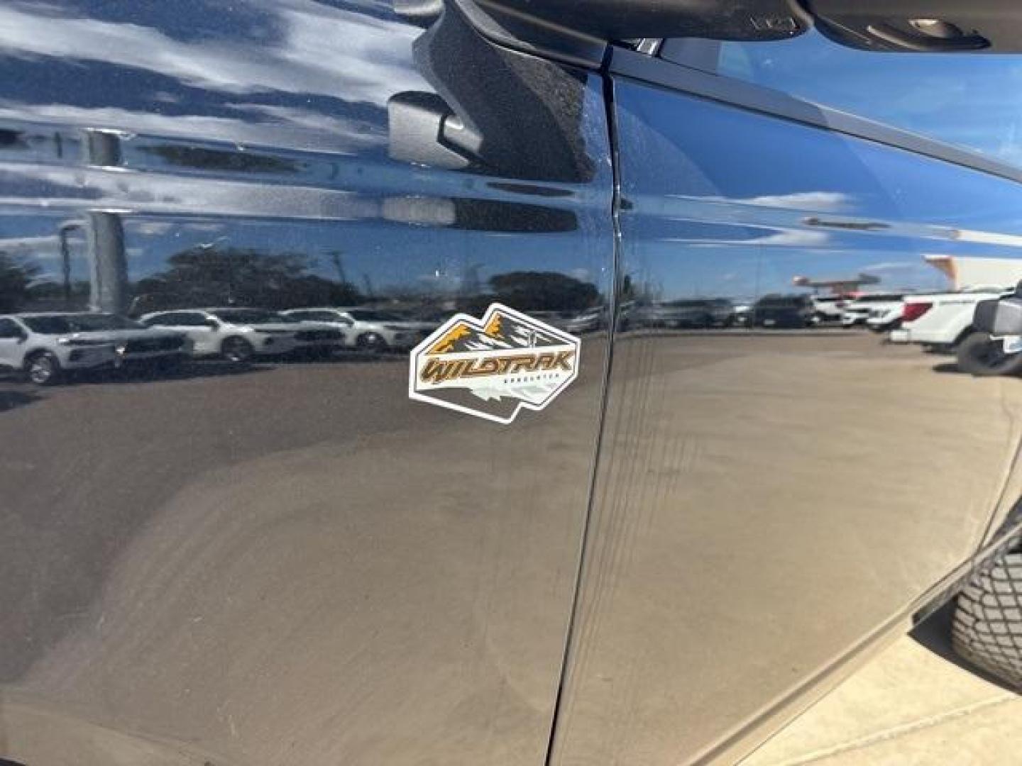 2024 Shadow Black /Black Ford Bronco Wildtrak (1FMEE2BP4RL) with an 2.7L EcoBoost V6 engine, Automatic transmission, located at 1105 E Mulberry, Kaufman, TX, 75142, (972) 962-2151, 32.589550, -96.300926 - Shadow Black 2024 Ford Bronco 4D Sport Utility Wildtrak 4WD 10-Speed Automatic 2.7L EcoBoost V6<br><br><br>Please call Paul Murrey Ford Inc. In Kaufman Texas A Family Dealership Since 1952 Serving the Dallas Fort Worth and East Texas areas for over 70 years. Please call 972-962-2151 www.murreyford.c - Photo#8