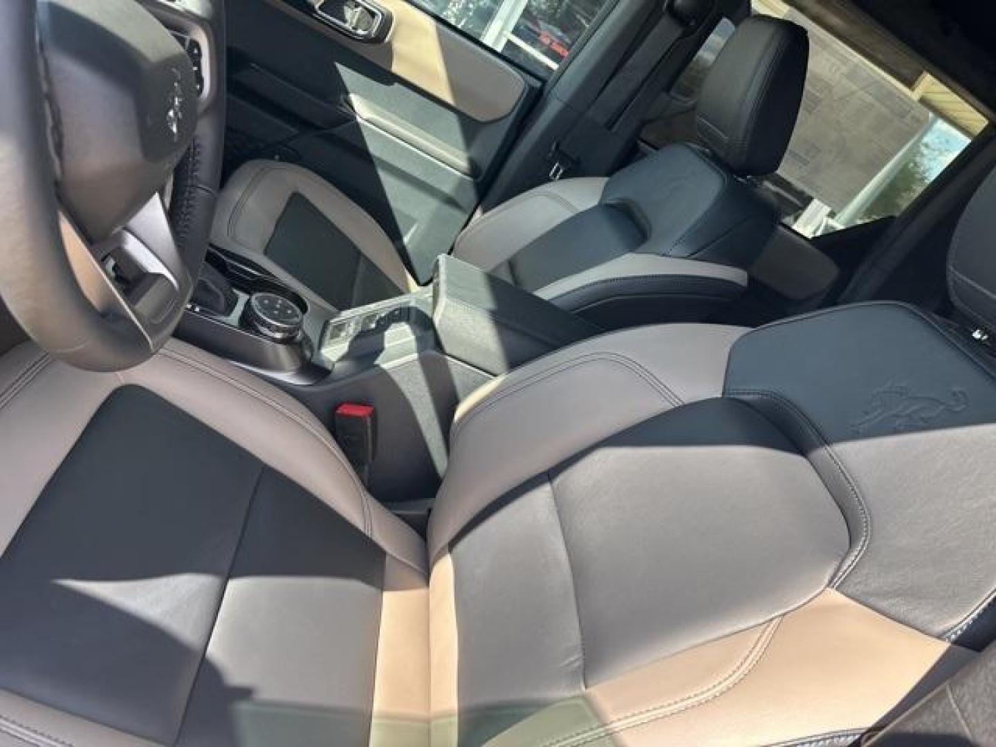 2024 Shadow Black /Black Ford Bronco Wildtrak (1FMEE2BP4RL) with an 2.7L EcoBoost V6 engine, Automatic transmission, located at 1105 E Mulberry, Kaufman, TX, 75142, (972) 962-2151, 32.589550, -96.300926 - Shadow Black 2024 Ford Bronco 4D Sport Utility Wildtrak 4WD 10-Speed Automatic 2.7L EcoBoost V6<br><br><br>Please call Paul Murrey Ford Inc. In Kaufman Texas A Family Dealership Since 1952 Serving the Dallas Fort Worth and East Texas areas for over 70 years. Please call 972-962-2151 www.murreyford.c - Photo#11