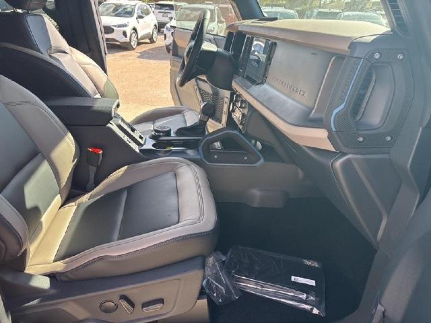 2024 Shadow Black /Black Ford Bronco Wildtrak (1FMEE2BP4RL) with an 2.7L EcoBoost V6 engine, Automatic transmission, located at 1105 E Mulberry, Kaufman, TX, 75142, (972) 962-2151, 32.589550, -96.300926 - Shadow Black 2024 Ford Bronco 4D Sport Utility Wildtrak 4WD 10-Speed Automatic 2.7L EcoBoost V6<br><br><br>Please call Paul Murrey Ford Inc. In Kaufman Texas A Family Dealership Since 1952 Serving the Dallas Fort Worth and East Texas areas for over 70 years. Please call 972-962-2151 www.murreyford.c - Photo#17