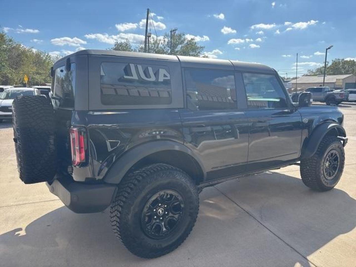 2024 Shadow Black /Black Ford Bronco Wildtrak (1FMEE2BP4RL) with an 2.7L EcoBoost V6 engine, Automatic transmission, located at 1105 E Mulberry, Kaufman, TX, 75142, (972) 962-2151, 32.589550, -96.300926 - Shadow Black 2024 Ford Bronco 4D Sport Utility Wildtrak 4WD 10-Speed Automatic 2.7L EcoBoost V6<br><br><br>Please call Paul Murrey Ford Inc. In Kaufman Texas A Family Dealership Since 1952 Serving the Dallas Fort Worth and East Texas areas for over 70 years. Please call 972-962-2151 www.murreyford.c - Photo#5
