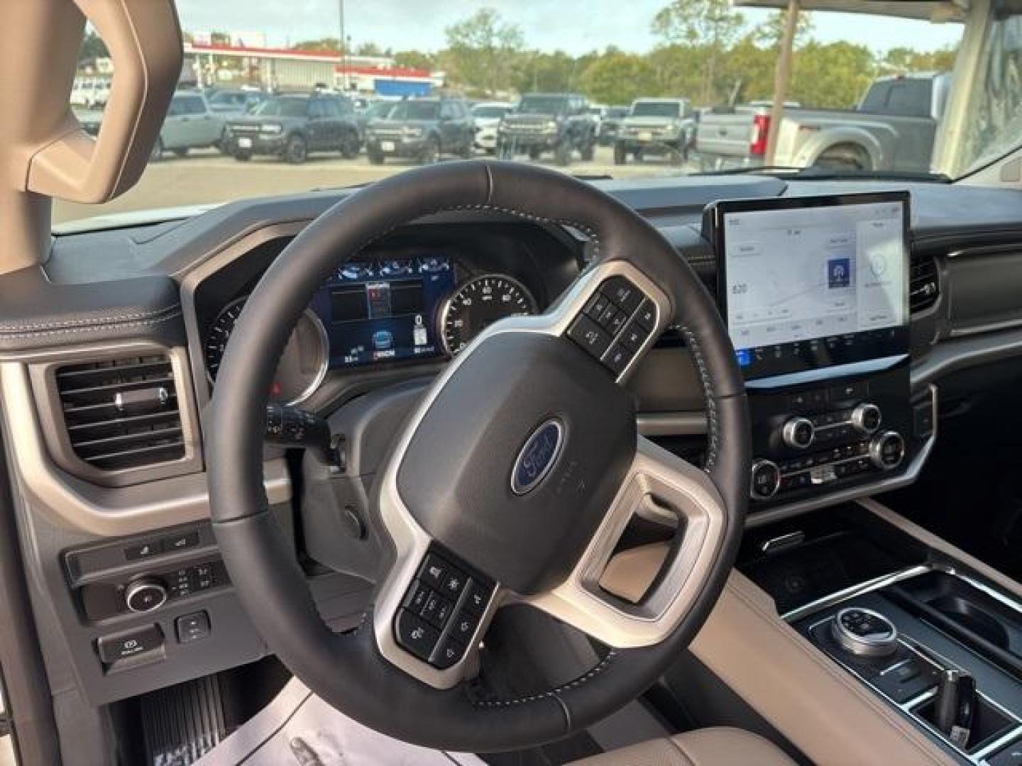 2024 White Metallic /Sandstone Ford Expedition XLT (1FMJU1H84RE) with an EcoBoost 3.5L V6 GTDi DOHC 24V Twin Turbocharged engine, Automatic transmission, located at 1105 E Mulberry, Kaufman, TX, 75142, (972) 962-2151, 32.589550, -96.300926 - Photo#11