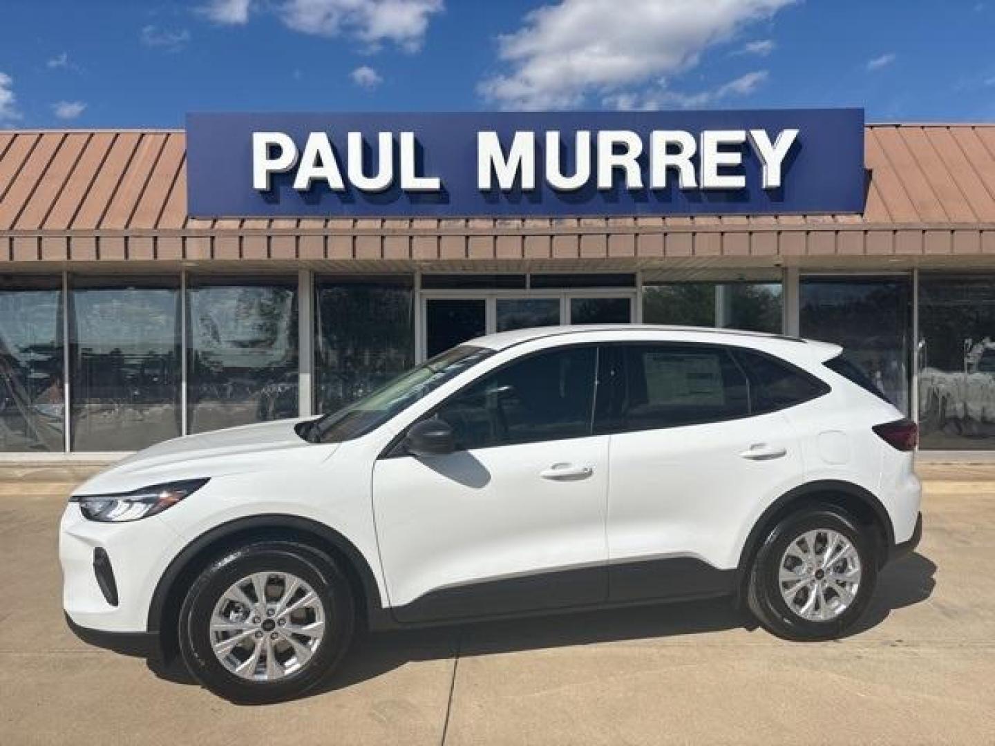2025 Oxford White /Ebony Ford Escape Active (1FMCU0GN9SU) with an 1.5L EcoBoost engine, Automatic transmission, located at 1105 E Mulberry, Kaufman, TX, 75142, (972) 962-2151, 32.589550, -96.300926 - Oxford White 2025 Ford Escape 4D Sport Utility Active FWD 8-Speed Automatic 1.5L EcoBoost<br><br>Recent Arrival! 27/34 City/Highway MPG<br><br><br>Please call Paul Murrey Ford Inc. In Kaufman Texas A Family Dealership Since 1952 Serving the Dallas Fort Worth and East Texas areas for over 70 years. P - Photo#0