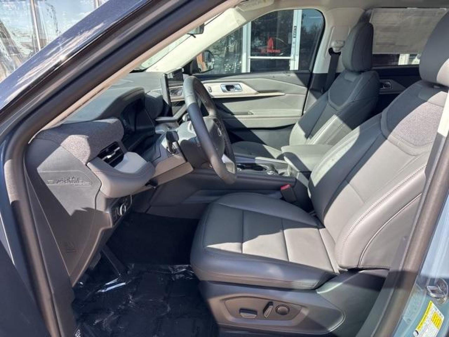 2025 Vapor Blue /Dark Gray/Onyx Ford Explorer Active (1FMUK7DH6SG) with an 2.3L EcoBoost I-4 engine, Automatic transmission, located at 1105 E Mulberry, Kaufman, TX, 75142, (972) 962-2151, 32.589550, -96.300926 - Vapor Blue Metallic 2025 Ford Explorer 4D Sport Utility Active RWD 10-Speed Automatic 2.3L EcoBoost I-4<br><br>20/29 City/Highway MPG<br><br><br>Please call Paul Murrey Ford Inc. In Kaufman Texas A Family Dealership Since 1952 Serving the Dallas Fort Worth and East Texas areas for over 70 years. Ple - Photo#9