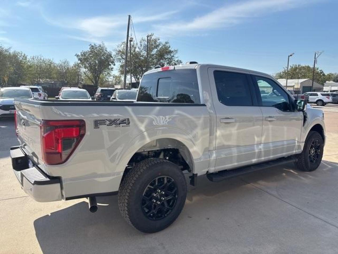 2024 Avalanche /Black Ford F-150 XLT (1FTFW3L85RK) with an 3.5L V6 EcoBoost engine, Automatic transmission, located at 1105 E Mulberry, Kaufman, TX, 75142, (972) 962-2151, 32.589550, -96.300926 - Avalanche Gray 2024 Ford F-150 4D SuperCrew XLT 4WD 10-Speed Automatic 3.5L V6 EcoBoost 4WD.<br><br><br>Please call Paul Murrey Ford Inc. In Kaufman Texas A Family Dealership Since 1952 Serving the Dallas Fort Worth and East Texas areas for over 70 years. Please call 972-962-2151 www.murreyford.com - Photo#5
