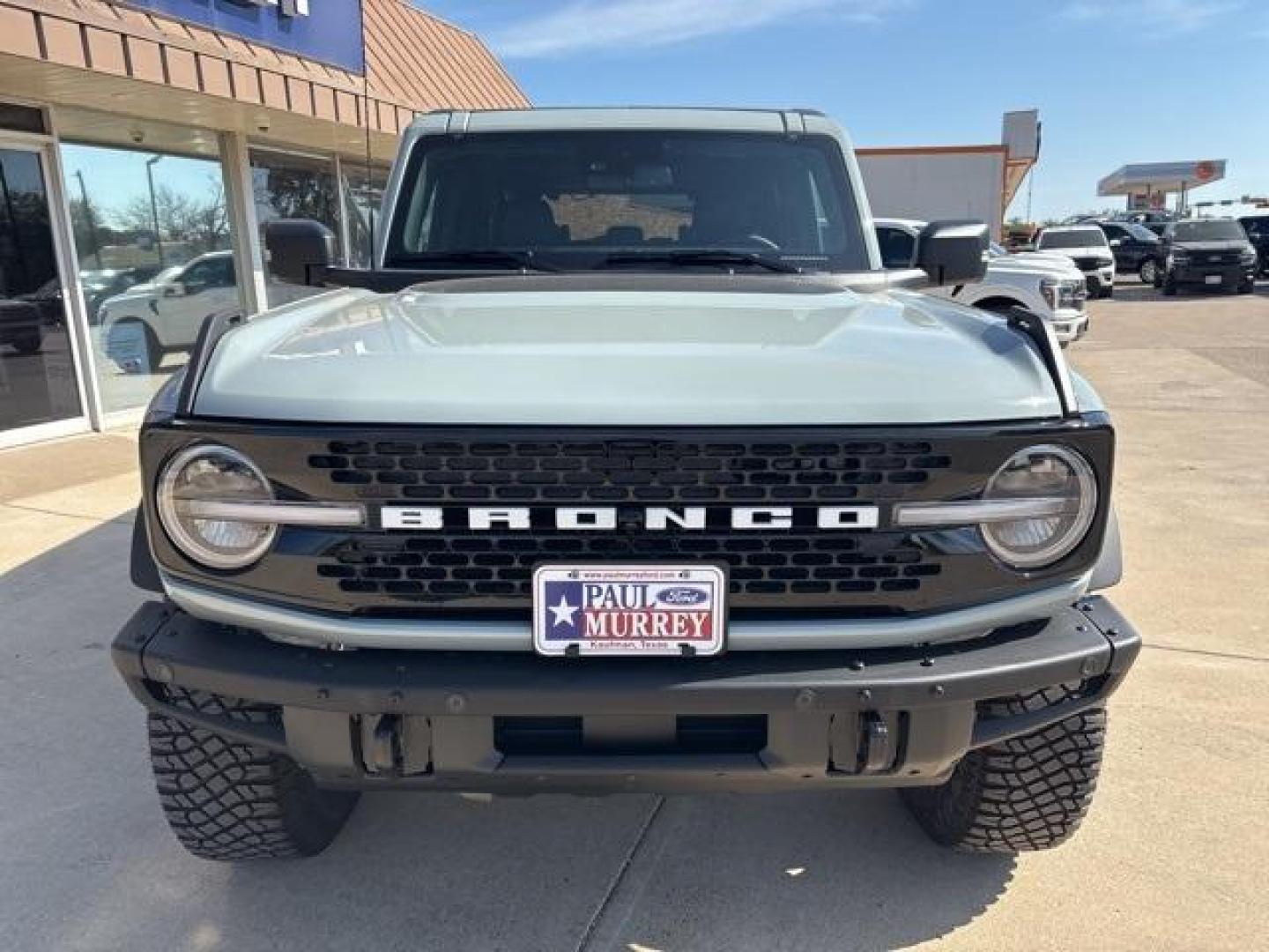 2024 Cactus /Black Ford Bronco Wildtrak (1FMEE2BP9RL) with an 2.7L EcoBoost V6 engine, Automatic transmission, located at 1105 E Mulberry, Kaufman, TX, 75142, (972) 962-2151, 32.589550, -96.300926 - Cactus Gray 2024 Ford Bronco 4D Sport Utility Wildtrak 4WD 10-Speed Automatic 2.7L EcoBoost V6<br><br><br>Please call Paul Murrey Ford Inc. In Kaufman Texas A Family Dealership Since 1952 Serving the Dallas Fort Worth and East Texas areas for over 70 years. Please call 972-962-2151 www.murreyford.co - Photo#7