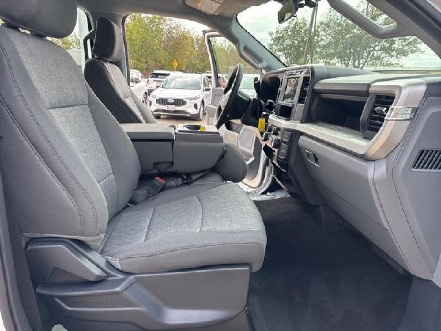 2024 Oxford White /Medium Dark Slate Ford F-350SD XL (1FT8W3BT3RE) with an Power Stroke 6.7L V8 DI 32V OHV Turbodiesel engine, Automatic transmission, located at 1105 E Mulberry, Kaufman, TX, 75142, (972) 962-2151, 32.589550, -96.300926 - Oxford White 2024 Ford F-350SD 4D Crew Cab XL 4WD 10-Speed Automatic Power Stroke 6.7L V8 DI 32V OHV Turbodiesel 4WD.<br><br><br>Please call Paul Murrey Ford Inc. In Kaufman Texas A Family Dealership Since 1952 Serving the Dallas Fort Worth and East Texas areas for over 70 years. Please call 972-962 - Photo#14