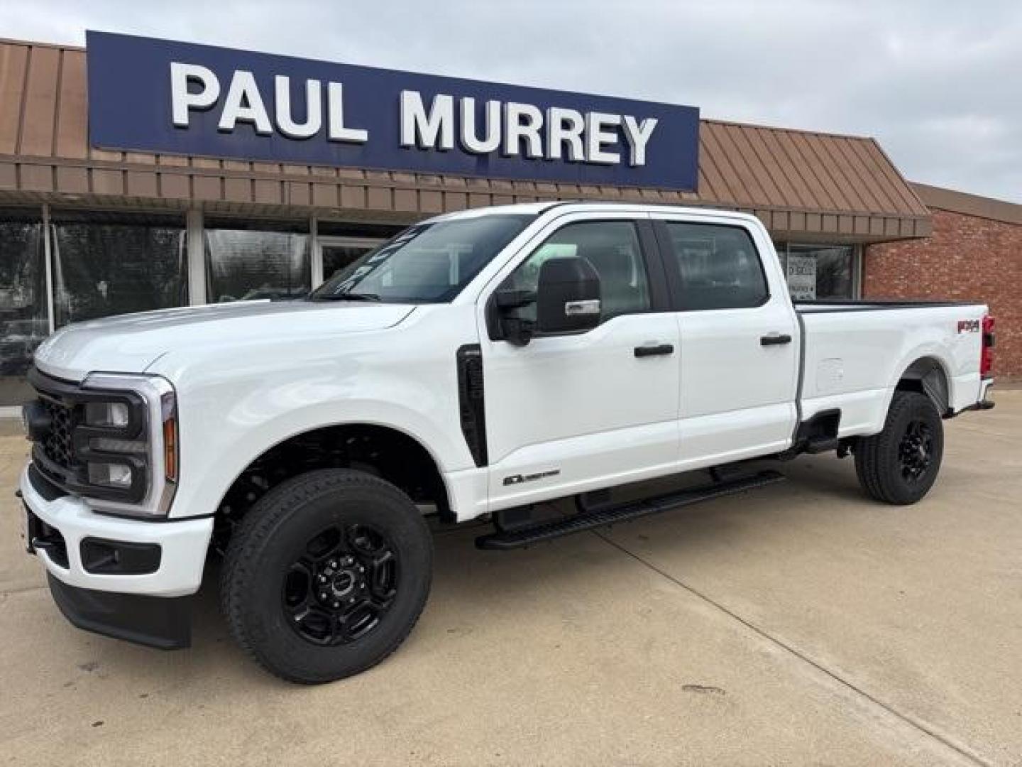 2024 Oxford White /Medium Dark Slate Ford F-350SD XL (1FT8W3BT3RE) with an Power Stroke 6.7L V8 DI 32V OHV Turbodiesel engine, Automatic transmission, located at 1105 E Mulberry, Kaufman, TX, 75142, (972) 962-2151, 32.589550, -96.300926 - Oxford White 2024 Ford F-350SD 4D Crew Cab XL 4WD 10-Speed Automatic Power Stroke 6.7L V8 DI 32V OHV Turbodiesel 4WD.<br><br><br>Please call Paul Murrey Ford Inc. In Kaufman Texas A Family Dealership Since 1952 Serving the Dallas Fort Worth and East Texas areas for over 70 years. Please call 972-962 - Photo#2