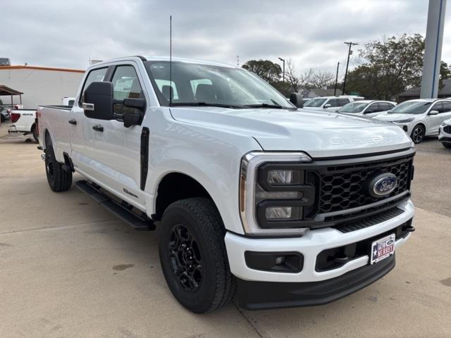 2024 Oxford White /Medium Dark Slate Ford F-350SD XL (1FT8W3BT3RE) with an Power Stroke 6.7L V8 DI 32V OHV Turbodiesel engine, Automatic transmission, located at 1105 E Mulberry, Kaufman, TX, 75142, (972) 962-2151, 32.589550, -96.300926 - Oxford White 2024 Ford F-350SD 4D Crew Cab XL 4WD 10-Speed Automatic Power Stroke 6.7L V8 DI 32V OHV Turbodiesel 4WD.<br><br><br>Please call Paul Murrey Ford Inc. In Kaufman Texas A Family Dealership Since 1952 Serving the Dallas Fort Worth and East Texas areas for over 70 years. Please call 972-962 - Photo#6