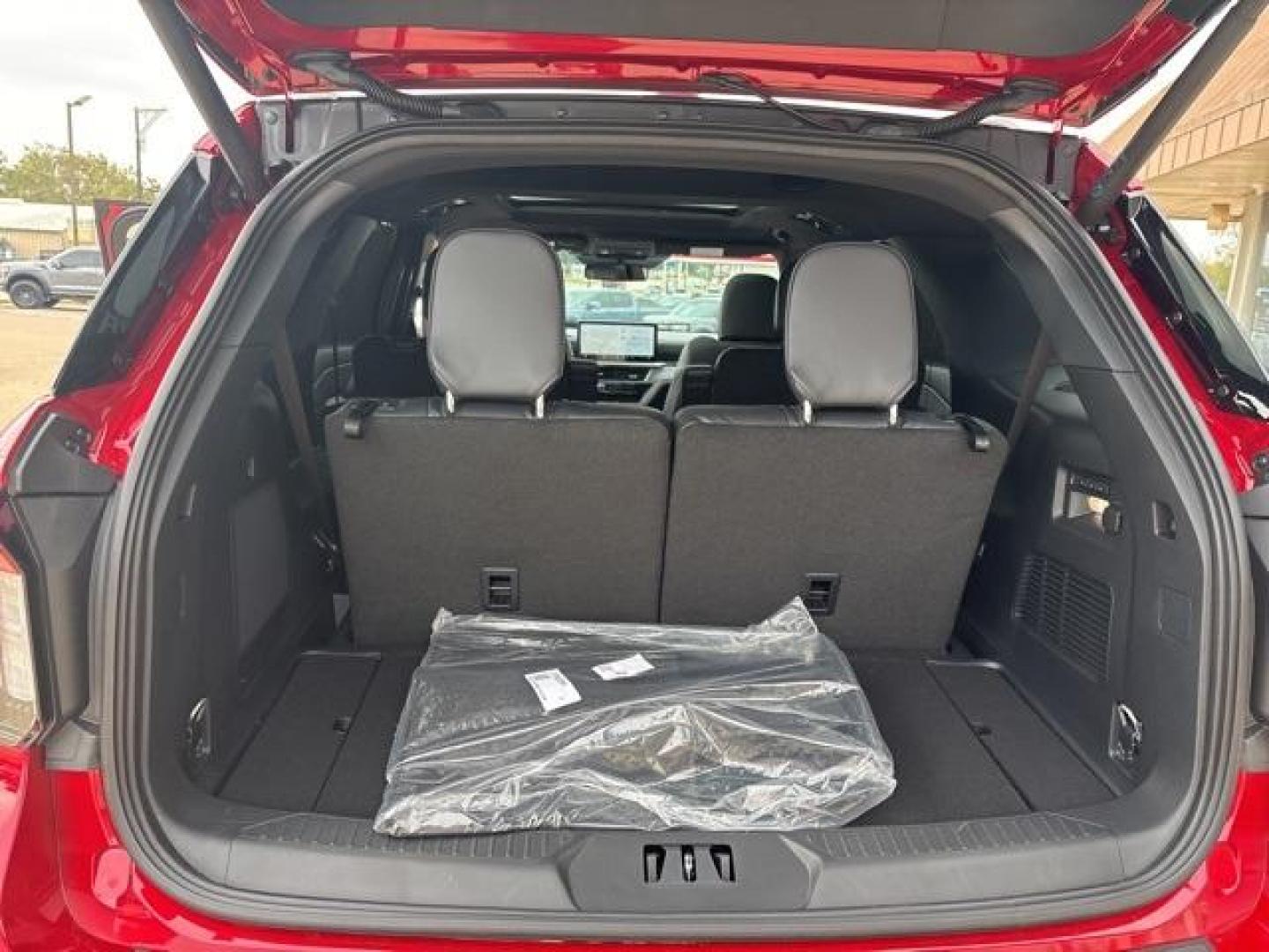 2025 Red Metallic /Onyx Ford Explorer ST-Line (1FMUK8KH9SG) with an 2.3L EcoBoost I-4 engine, Automatic transmission, located at 1105 E Mulberry, Kaufman, TX, 75142, (972) 962-2151, 32.589550, -96.300926 - Red Metallic 2025 Ford Explorer 4D Sport Utility ST-Line 4WD 10-Speed Automatic 2.3L EcoBoost I-4 4WD.<br><br>20/27 City/Highway MPG<br><br><br>Please call Paul Murrey Ford Inc. In Kaufman Texas A Family Dealership Since 1952 Serving the Dallas Fort Worth and East Texas areas for over 70 years. Plea - Photo#15