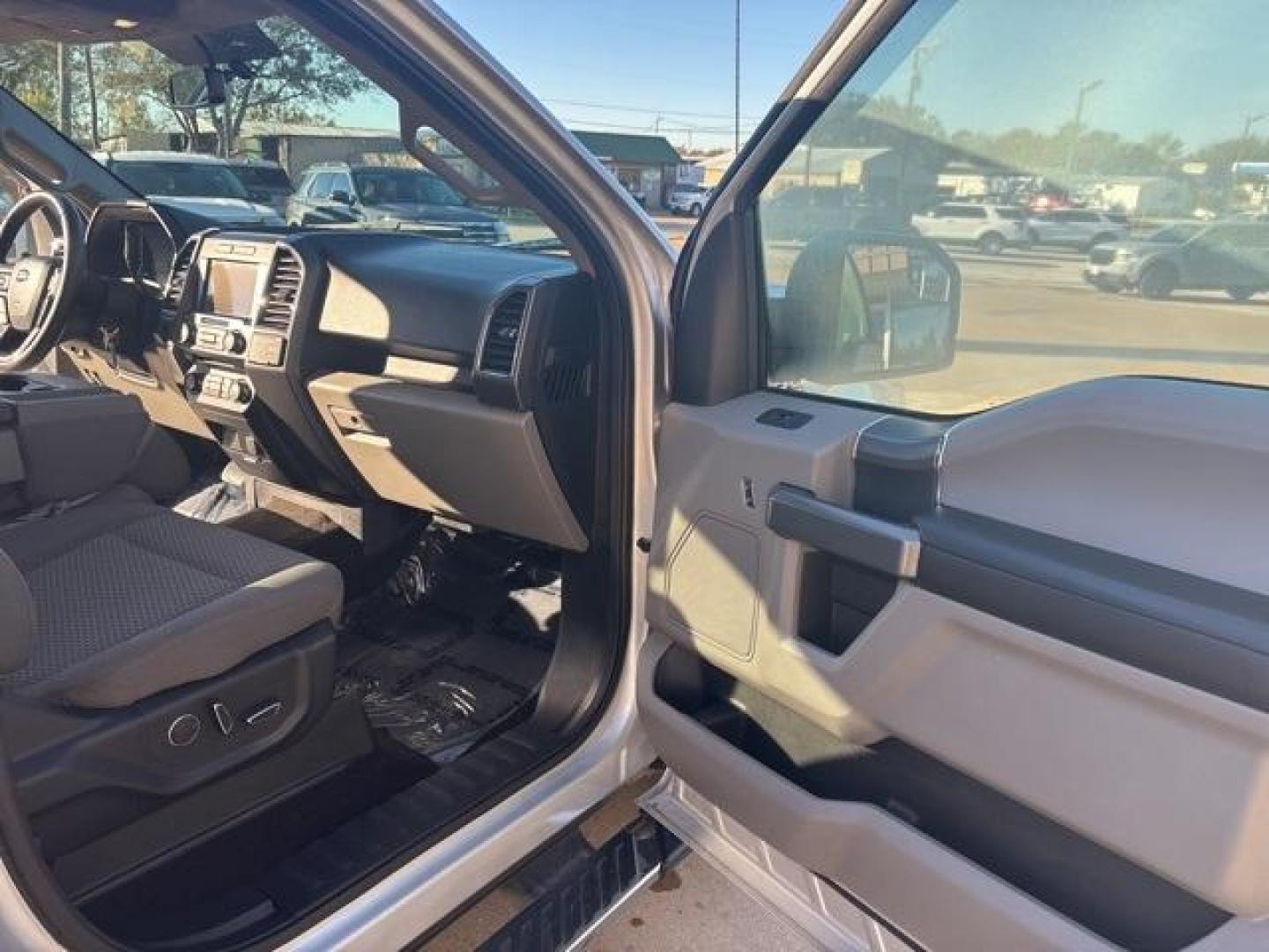 2018 Ingot Silver /Medium Earth Gray Ford F-150 XLT (1FTEW1CP8JK) with an 2.7L V6 EcoBoost engine, Automatic transmission, located at 1105 E Mulberry, Kaufman, TX, 75142, (972) 962-2151, 32.589550, -96.300926 - Ingot Silver 2018 Ford F-150 4D SuperCrew XLT RWD 10-Speed Automatic 2.7L V6 EcoBoost<br><br><br>Odometer is 9928 miles below market average! 20/26 City/Highway MPG<br><br>Awards:<br> * 2018 KBB.com Brand Image Awards * 2018 KBB.com 10 Most Awarded Brands<br>Please call Paul Murrey Ford Inc. In K - Photo#15