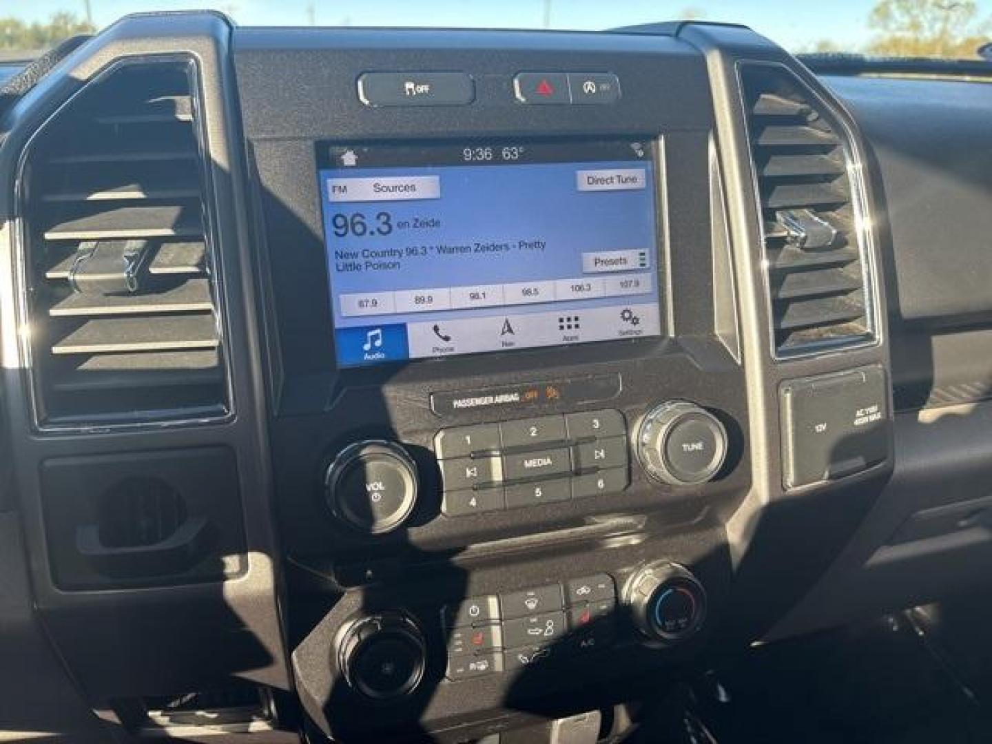 2018 Ingot Silver /Medium Earth Gray Ford F-150 XLT (1FTEW1CP8JK) with an 2.7L V6 EcoBoost engine, Automatic transmission, located at 1105 E Mulberry, Kaufman, TX, 75142, (972) 962-2151, 32.589550, -96.300926 - Ingot Silver 2018 Ford F-150 4D SuperCrew XLT RWD 10-Speed Automatic 2.7L V6 EcoBoost<br><br><br>Odometer is 9928 miles below market average! 20/26 City/Highway MPG<br><br>Awards:<br> * 2018 KBB.com Brand Image Awards * 2018 KBB.com 10 Most Awarded Brands<br>Please call Paul Murrey Ford Inc. In K - Photo#21