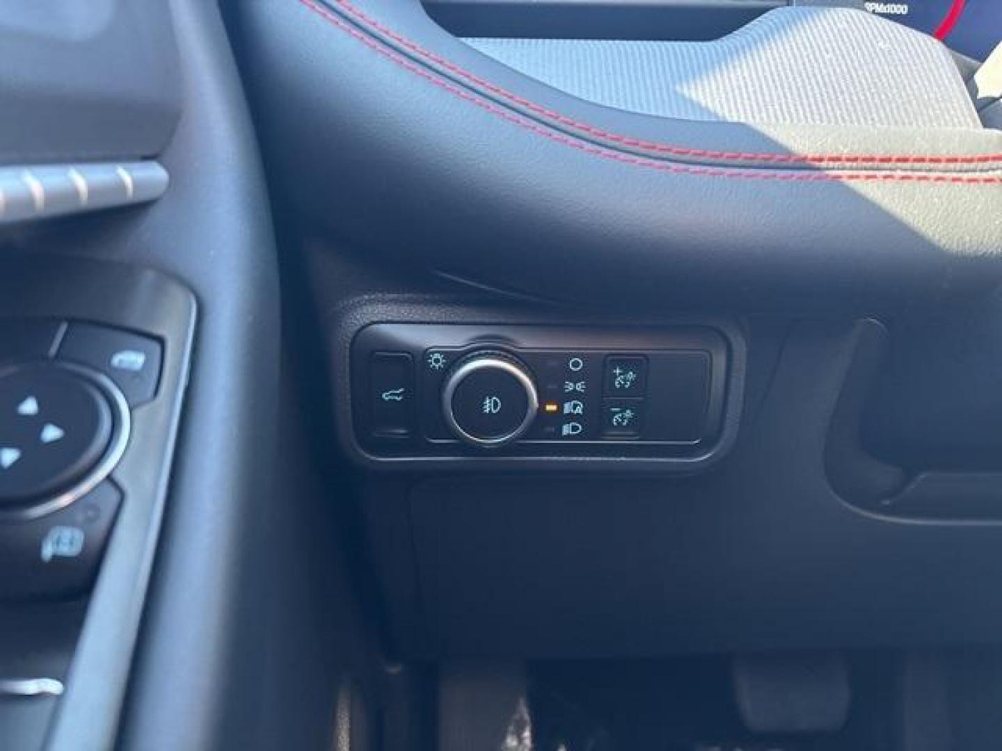 2025 Black Metallic /Onyx Ford Explorer ST-Line (1FMUK7KH6SG) with an 2.3L EcoBoost I-4 engine, Automatic transmission, located at 1105 E Mulberry, Kaufman, TX, 75142, (972) 962-2151, 32.589550, -96.300926 - Agate Black Metallic 2025 Ford Explorer 4D Sport Utility ST-Line RWD 10-Speed Automatic 2.3L EcoBoost I-4<br><br>20/29 City/Highway MPG<br><br><br>Please call Paul Murrey Ford Inc. In Kaufman Texas A Family Dealership Since 1952 Serving the Dallas Fort Worth and East Texas areas for over 70 years. P - Photo#17
