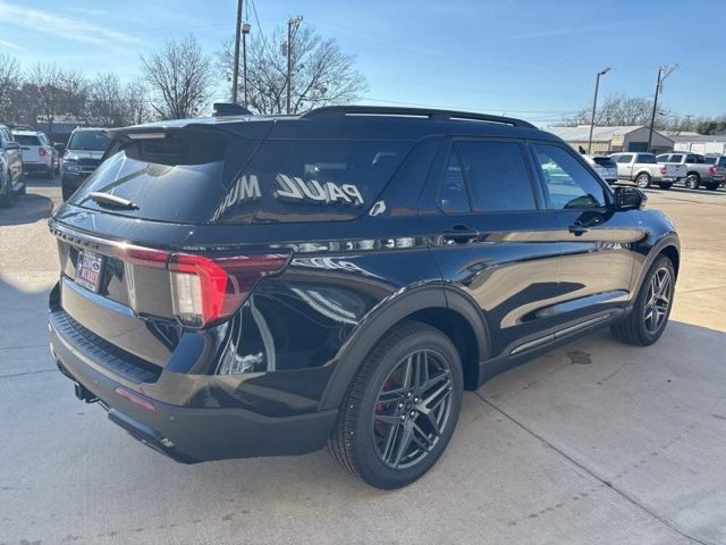 2025 Black Metallic /Onyx Ford Explorer ST-Line (1FMUK7KH6SG) with an 2.3L EcoBoost I-4 engine, Automatic transmission, located at 1105 E Mulberry, Kaufman, TX, 75142, (972) 962-2151, 32.589550, -96.300926 - Agate Black Metallic 2025 Ford Explorer 4D Sport Utility ST-Line RWD 10-Speed Automatic 2.3L EcoBoost I-4<br><br>20/29 City/Highway MPG<br><br><br>Please call Paul Murrey Ford Inc. In Kaufman Texas A Family Dealership Since 1952 Serving the Dallas Fort Worth and East Texas areas for over 70 years. P - Photo#5