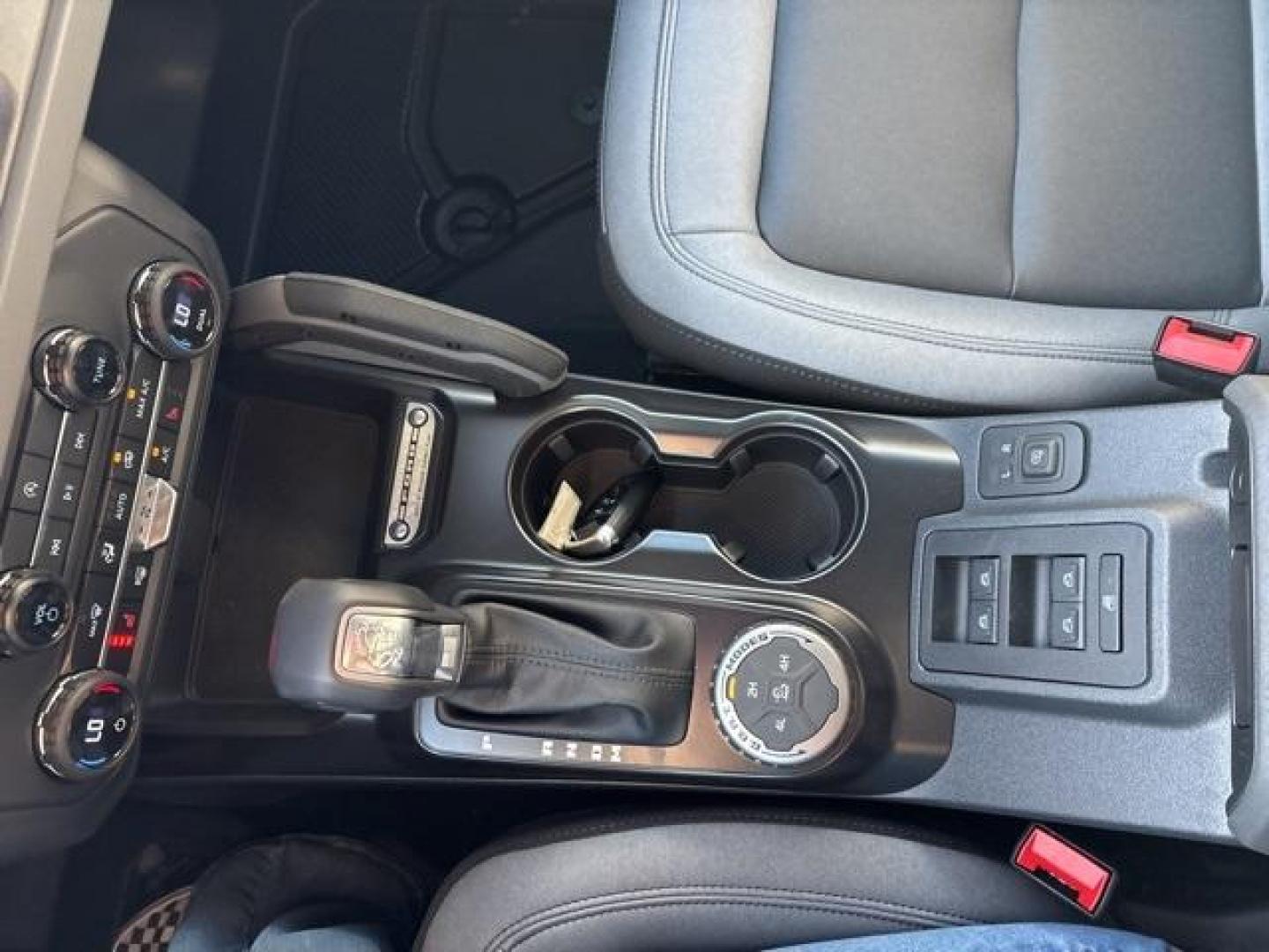 2024 Oxford White /Dark Gray W/Black Onyx Ford Bronco Big Bend (1FMDE7BH1RL) with an 2.3L EcoBoost I-4 engine, Automatic transmission, located at 1105 E Mulberry, Kaufman, TX, 75142, (972) 962-2151, 32.589550, -96.300926 - Photo#16