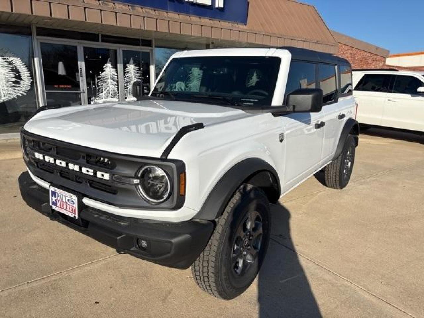 2024 Oxford White /Dark Gray W/Black Onyx Ford Bronco Big Bend (1FMDE7BH1RL) with an 2.3L EcoBoost I-4 engine, Automatic transmission, located at 1105 E Mulberry, Kaufman, TX, 75142, (972) 962-2151, 32.589550, -96.300926 - Photo#1