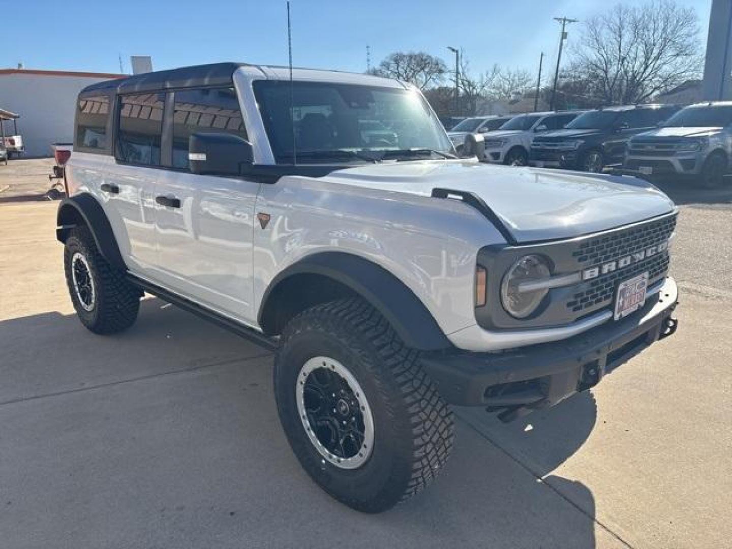 2024 Oxford White /Black Onyx Ford Bronco Badlands (1FMEE9BP4RL) with an 2.7L EcoBoost V6 engine, Automatic transmission, located at 1105 E Mulberry, Kaufman, TX, 75142, (972) 962-2151, 32.589550, -96.300926 - Photo#6