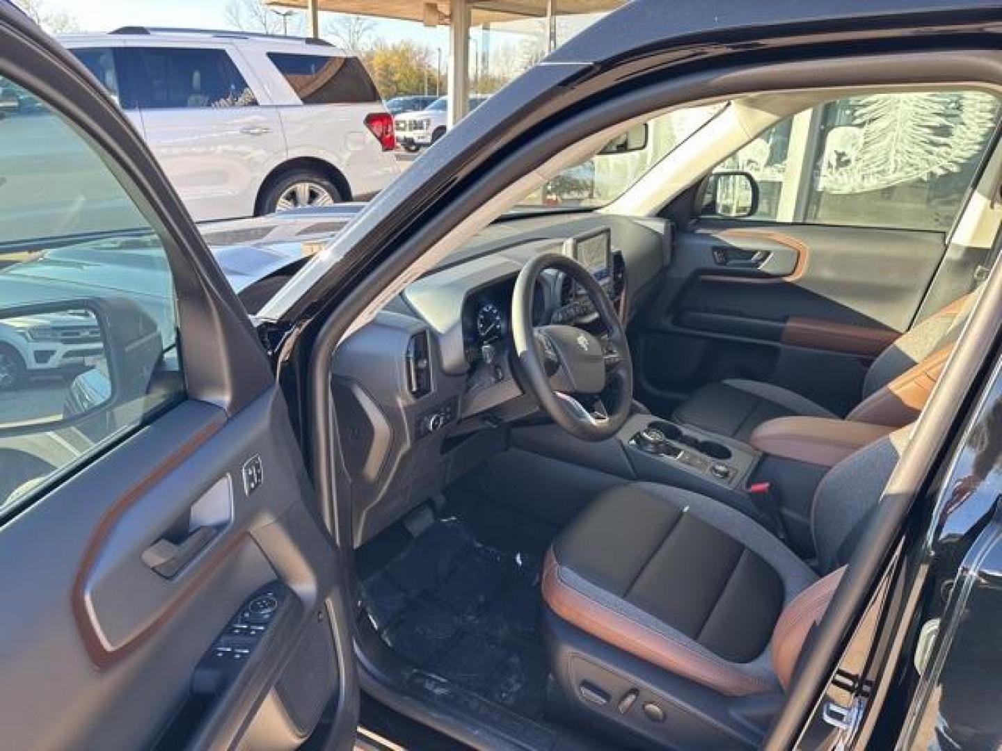 2024 Shadow Black /Ebony/Roast Ford Bronco Sport Outer Banks (3FMCR9C6XRR) with an 1.5L EcoBoost engine, Automatic transmission, located at 1105 E Mulberry, Kaufman, TX, 75142, (972) 962-2151, 32.589550, -96.300926 - Shadow Black 2024 Ford Bronco Sport 4D Sport Utility Outer Banks 4WD 8-Speed Automatic 1.5L EcoBoost<br><br>25/29 City/Highway MPG<br><br><br>Please call Paul Murrey Ford Inc. In Kaufman Texas A Family Dealership Since 1952 Serving the Dallas Fort Worth and East Texas areas for over 70 years. Please - Photo#9