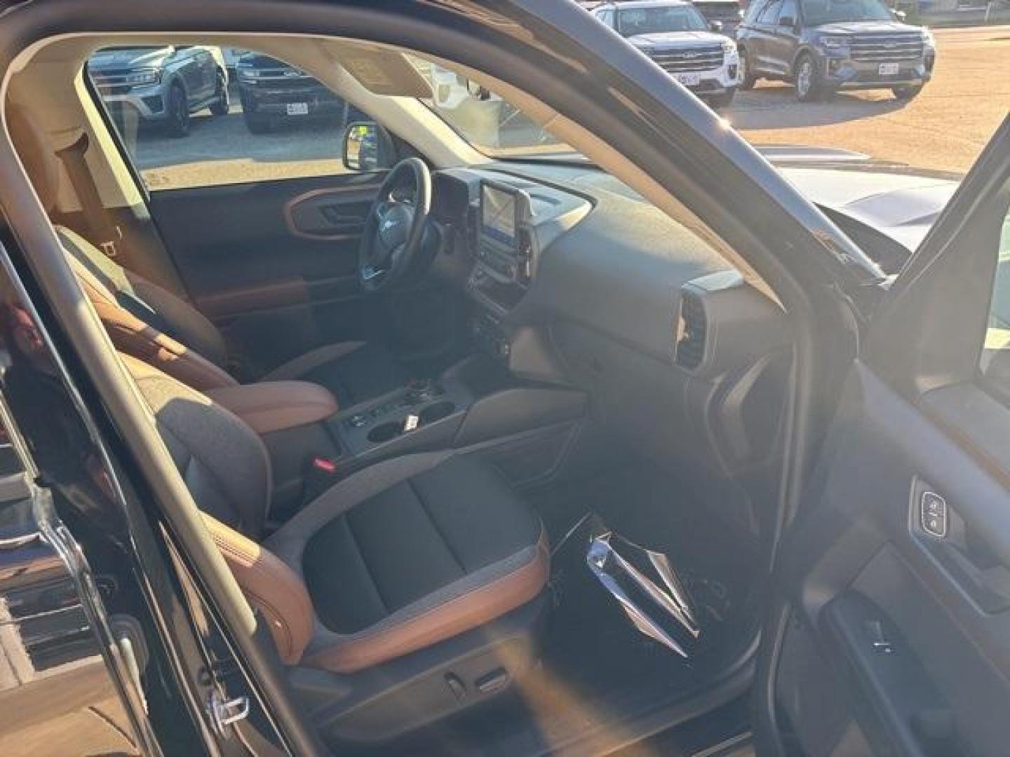2024 Shadow Black /Ebony/Roast Ford Bronco Sport Outer Banks (3FMCR9C6XRR) with an 1.5L EcoBoost engine, Automatic transmission, located at 1105 E Mulberry, Kaufman, TX, 75142, (972) 962-2151, 32.589550, -96.300926 - Shadow Black 2024 Ford Bronco Sport 4D Sport Utility Outer Banks 4WD 8-Speed Automatic 1.5L EcoBoost<br><br>25/29 City/Highway MPG<br><br><br>Please call Paul Murrey Ford Inc. In Kaufman Texas A Family Dealership Since 1952 Serving the Dallas Fort Worth and East Texas areas for over 70 years. Please - Photo#11