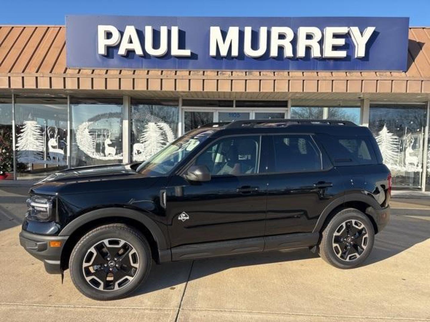 2024 Shadow Black /Ebony/Roast Ford Bronco Sport Outer Banks (3FMCR9C6XRR) with an 1.5L EcoBoost engine, Automatic transmission, located at 1105 E Mulberry, Kaufman, TX, 75142, (972) 962-2151, 32.589550, -96.300926 - Shadow Black 2024 Ford Bronco Sport 4D Sport Utility Outer Banks 4WD 8-Speed Automatic 1.5L EcoBoost<br><br>25/29 City/Highway MPG<br><br><br>Please call Paul Murrey Ford Inc. In Kaufman Texas A Family Dealership Since 1952 Serving the Dallas Fort Worth and East Texas areas for over 70 years. Please - Photo#0