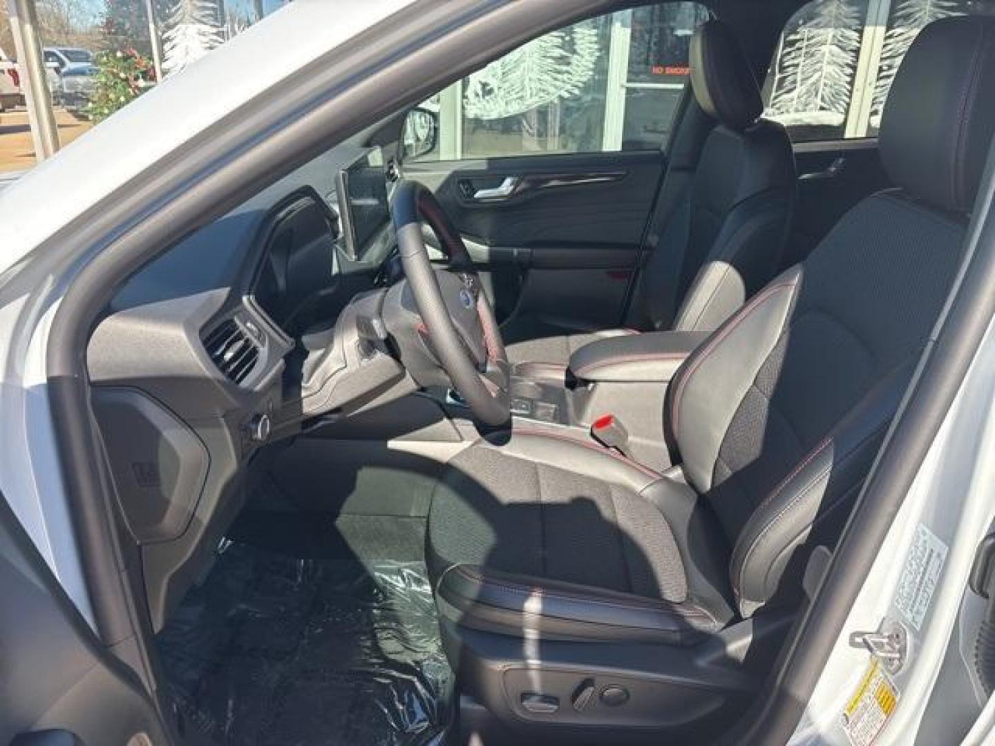 2025 Silver Metallic /Ebony Ford Escape ST-Line (1FMCU0MN5SU) with an 1.5L EcoBoost engine, Automatic transmission, located at 1105 E Mulberry, Kaufman, TX, 75142, (972) 962-2151, 32.589550, -96.300926 - Photo#9