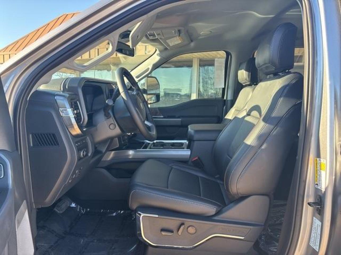 2024 Silver Metallic /Black Onyx Ford F-250SD Lariat (1FT8W2BT8RE) with an Power Stroke 6.7L V8 DI 32V OHV Turbodiesel engine, Automatic transmission, located at 1105 E Mulberry, Kaufman, TX, 75142, (972) 962-2151, 32.589550, -96.300926 - Iconic Silver Metallic 2024 Ford F-250SD 4D Crew Cab Lariat 4WD 10-Speed Automatic Power Stroke 6.7L V8 DI 32V OHV Turbodiesel 4WD.<br><br><br>Please call Paul Murrey Ford Inc. In Kaufman Texas A Family Dealership Since 1952 Serving the Dallas Fort Worth and East Texas areas for over 70 years. Pleas - Photo#9