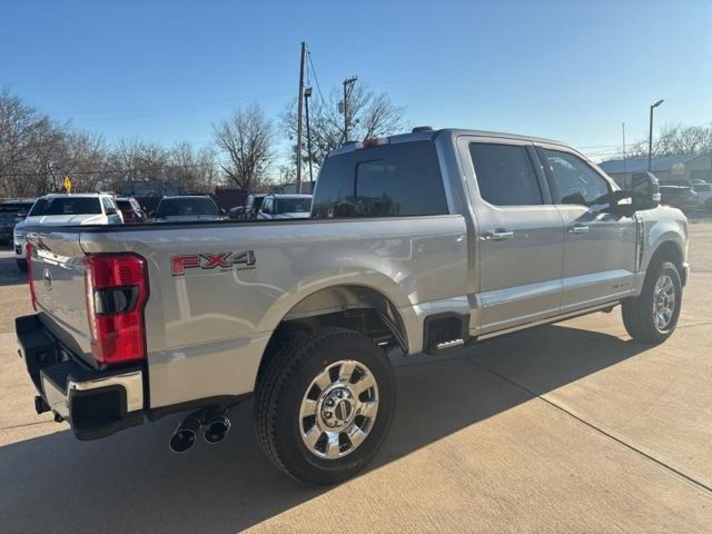 2024 Silver Metallic /Black Onyx Ford F-250SD Lariat (1FT8W2BT8RE) with an Power Stroke 6.7L V8 DI 32V OHV Turbodiesel engine, Automatic transmission, located at 1105 E Mulberry, Kaufman, TX, 75142, (972) 962-2151, 32.589550, -96.300926 - Iconic Silver Metallic 2024 Ford F-250SD 4D Crew Cab Lariat 4WD 10-Speed Automatic Power Stroke 6.7L V8 DI 32V OHV Turbodiesel 4WD.<br><br><br>Please call Paul Murrey Ford Inc. In Kaufman Texas A Family Dealership Since 1952 Serving the Dallas Fort Worth and East Texas areas for over 70 years. Pleas - Photo#5