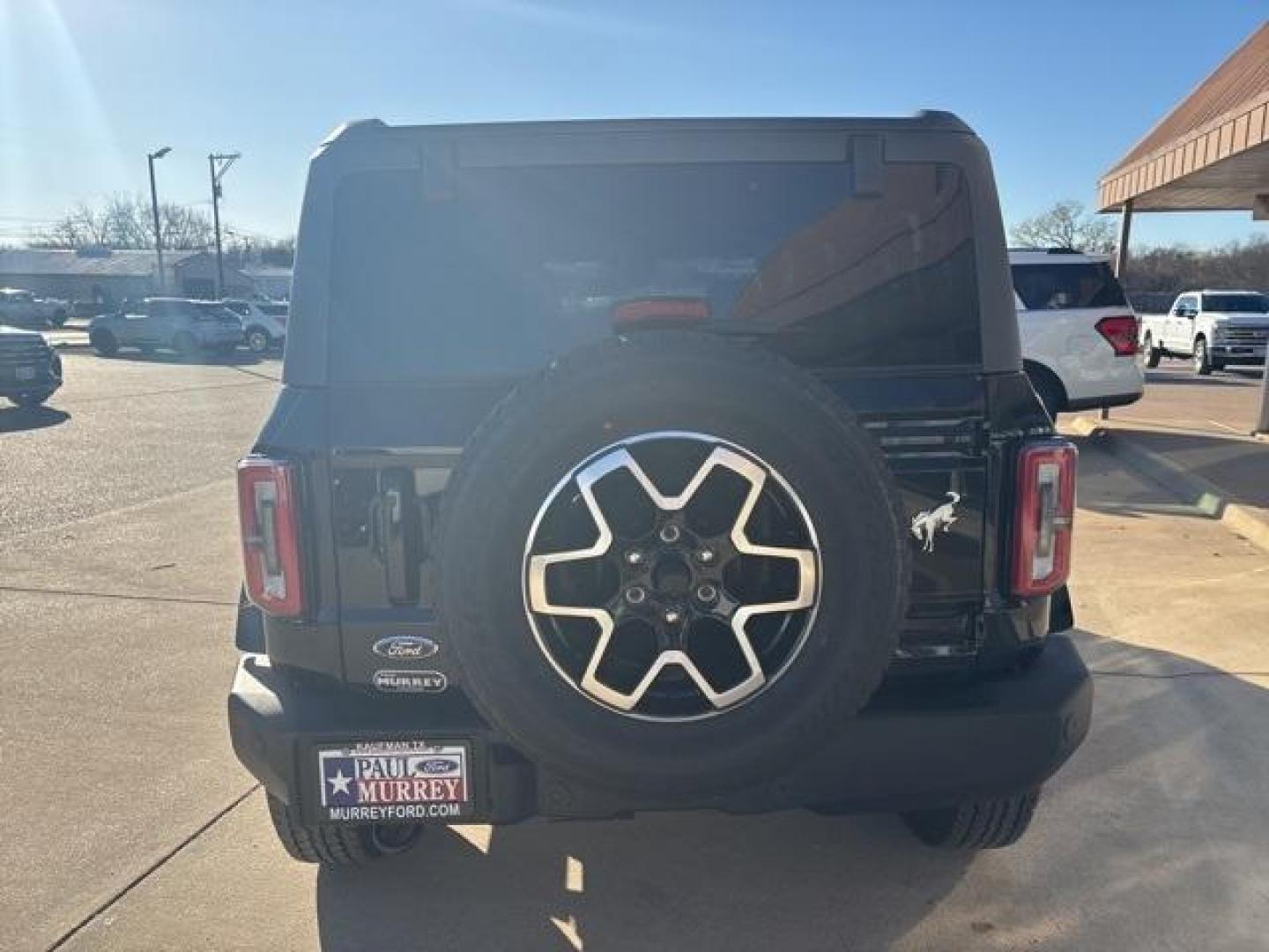 2024 Shadow Black /Roast W/Black Onyx Ford Bronco Outer Banks (1FMDE8BH0RL) with an 2.3L EcoBoost I-4 engine, Automatic transmission, located at 1105 E Mulberry, Kaufman, TX, 75142, (972) 962-2151, 32.589550, -96.300926 - Shadow Black 2024 Ford Bronco 4D Sport Utility Outer Banks 4WD 10-Speed Automatic 2.3L EcoBoost I-4<br><br><br>Please call Paul Murrey Ford Inc. In Kaufman Texas A Family Dealership Since 1952 Serving the Dallas Fort Worth and East Texas areas for over 70 years. Please call 972-962-2151 www.murreyfo - Photo#4