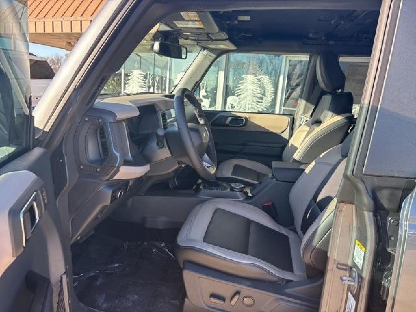 2024 Gray Metallic /Black Ford Bronco Wildtrak (1FMEE2BP9RL) with an 2.7L EcoBoost V6 engine, Automatic transmission, located at 1105 E Mulberry, Kaufman, TX, 75142, (972) 962-2151, 32.589550, -96.300926 - Carbonized Gray Metallic 2024 Ford Bronco 4D Sport Utility Wildtrak 4WD 10-Speed Automatic 2.7L EcoBoost V6<br><br><br>Please call Paul Murrey Ford Inc. In Kaufman Texas A Family Dealership Since 1952 Serving the Dallas Fort Worth and East Texas areas for over 70 years. Please call 972-962-2151 www. - Photo#9
