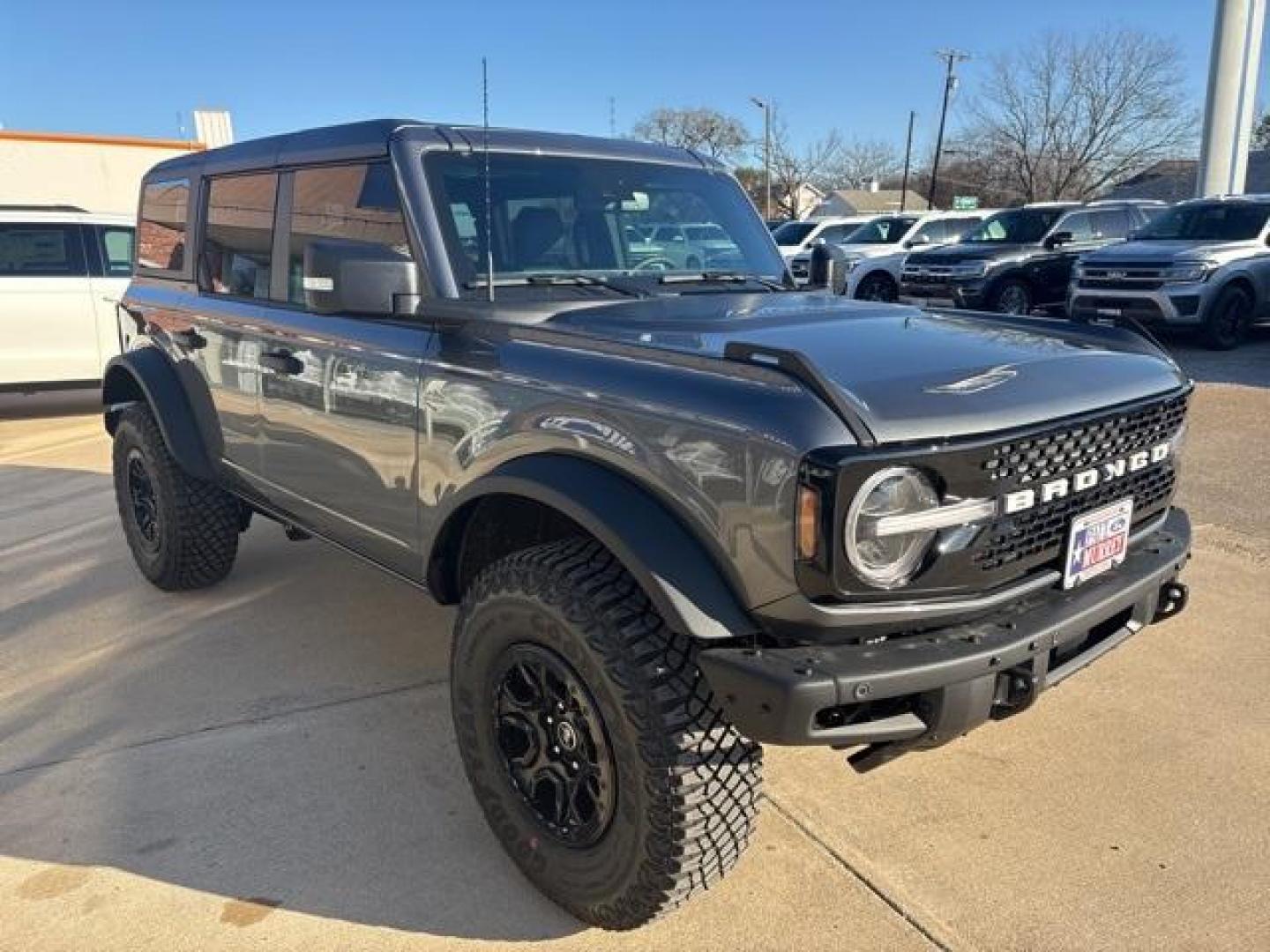 2024 Gray Metallic /Black Ford Bronco Wildtrak (1FMEE2BP9RL) with an 2.7L EcoBoost V6 engine, Automatic transmission, located at 1105 E Mulberry, Kaufman, TX, 75142, (972) 962-2151, 32.589550, -96.300926 - Carbonized Gray Metallic 2024 Ford Bronco 4D Sport Utility Wildtrak 4WD 10-Speed Automatic 2.7L EcoBoost V6<br><br><br>Please call Paul Murrey Ford Inc. In Kaufman Texas A Family Dealership Since 1952 Serving the Dallas Fort Worth and East Texas areas for over 70 years. Please call 972-962-2151 www. - Photo#6