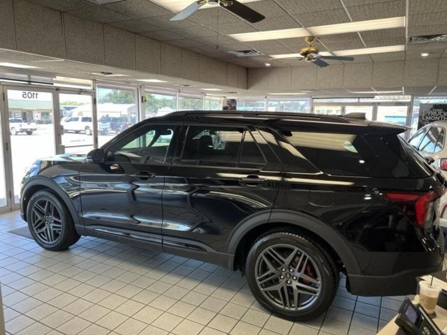 2025 Black Metallic /Onyx Ford Explorer ST (1FMWK8GC1SG) with an 3.0L EcoBoost V6 engine, Automatic transmission, located at 1105 E Mulberry, Kaufman, TX, 75142, (972) 962-2151, 32.589550, -96.300926 - Agate Black Metallic 2025 Ford Explorer 4D Sport Utility ST 4WD 10-Speed Automatic 3.0L EcoBoost V6 4WD.<br><br><br>Please call Paul Murrey Ford Inc. In Kaufman Texas A Family Dealership Since 1952 Serving the Dallas Fort Worth and East Texas areas for over 70 years. Please call 972-962-2151 www.mur - Photo#1