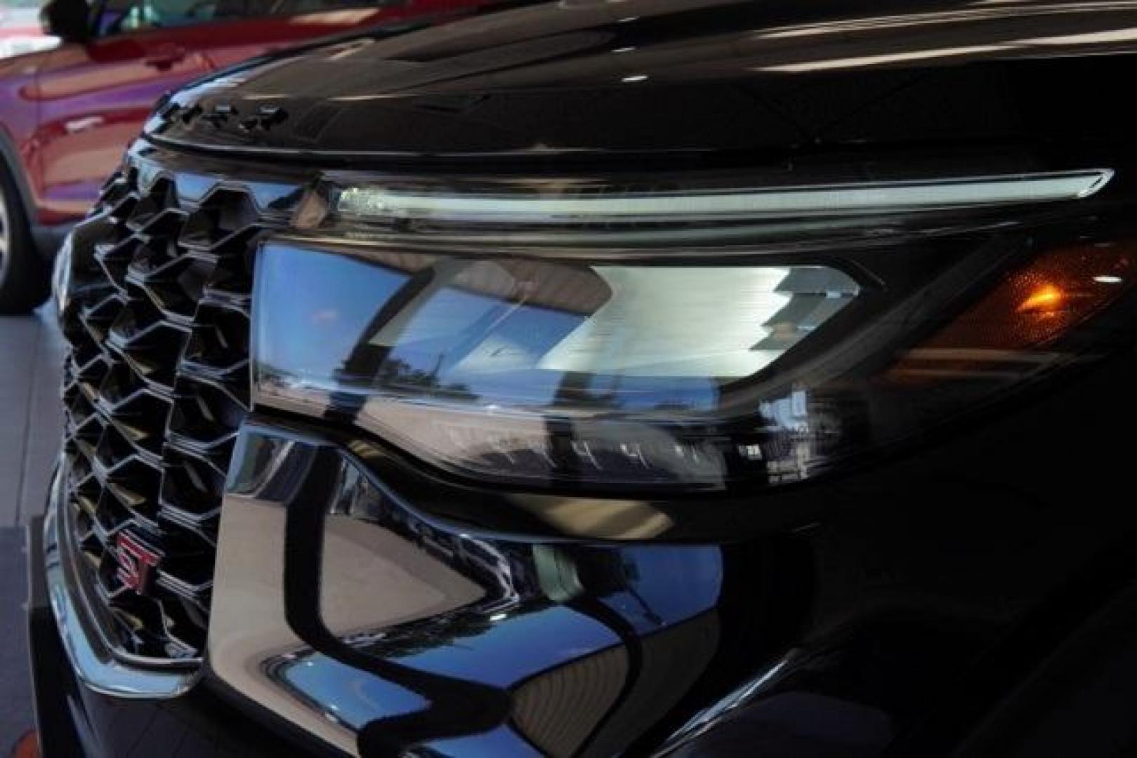 2025 Black Metallic /Onyx Ford Explorer ST (1FMWK8GC1SG) with an 3.0L EcoBoost V6 engine, Automatic transmission, located at 1105 E Mulberry, Kaufman, TX, 75142, (972) 962-2151, 32.589550, -96.300926 - Agate Black Metallic 2025 Ford Explorer 4D Sport Utility ST 4WD 10-Speed Automatic 3.0L EcoBoost V6 4WD.<br><br><br>Please call Paul Murrey Ford Inc. In Kaufman Texas A Family Dealership Since 1952 Serving the Dallas Fort Worth and East Texas areas for over 70 years. Please call 972-962-2151 www.mur - Photo#15