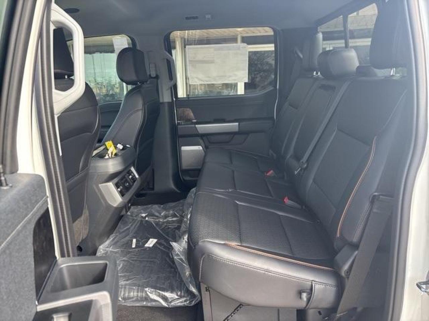 2025 White Metallic /Black Onyx Ford F-350SD Lariat (1FT8W3BT2SE) with an Power Stroke 6.7L V8 DI 32V OHV Turbodiesel engine, Automatic transmission, located at 1105 E Mulberry, Kaufman, TX, 75142, (972) 962-2151, 32.589550, -96.300926 - Star White Metallic Tri-Coat 2025 Ford F-350SD 4D Crew Cab Lariat 4WD 10-Speed Automatic Power Stroke 6.7L V8 DI 32V OHV Turbodiesel 4WD.<br><br><br>Please call Paul Murrey Ford Inc. In Kaufman Texas A Family Dealership Since 1952 Serving the Dallas Fort Worth and East Texas areas for over 70 years. - Photo#12