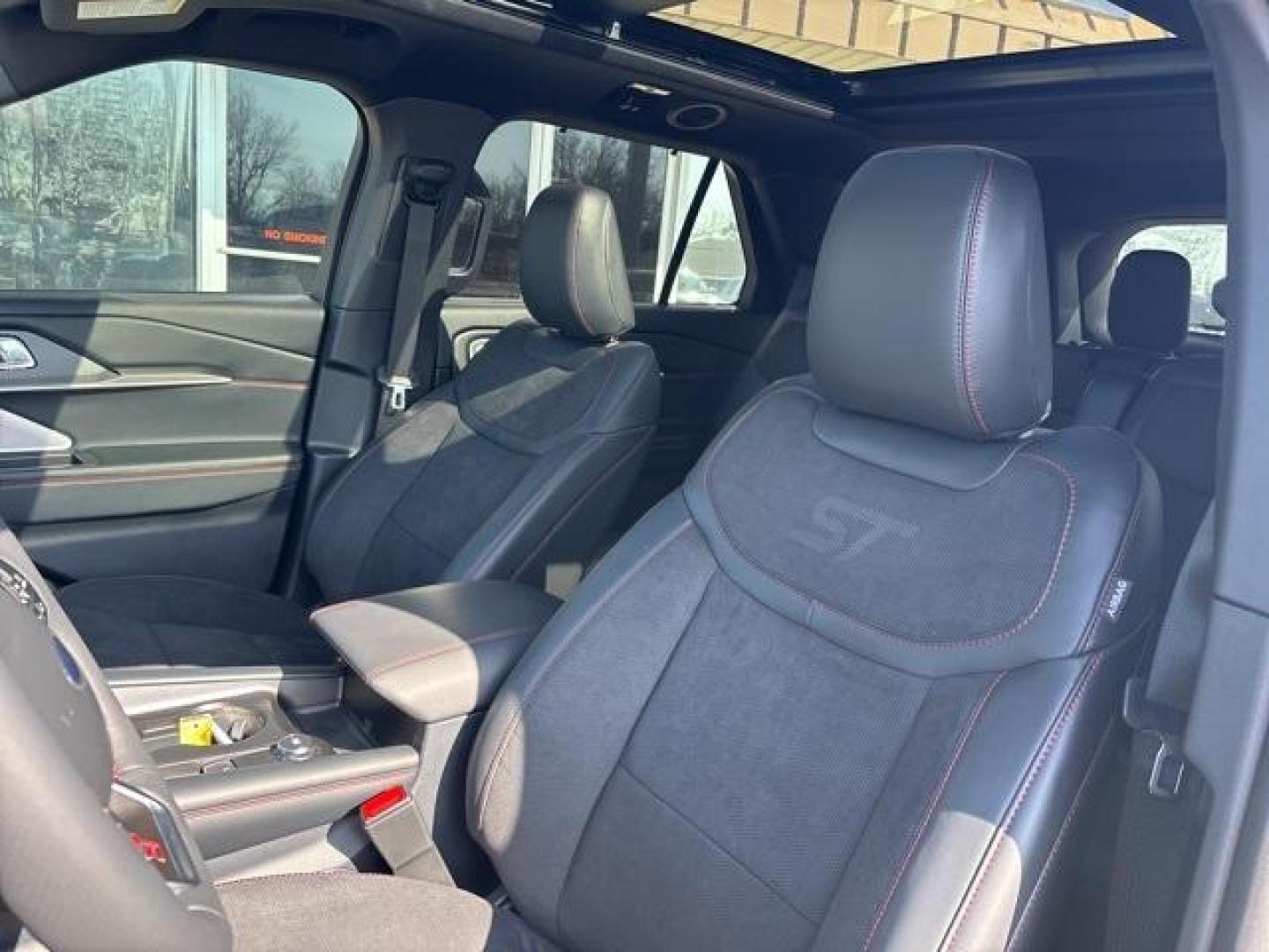 2025 Vapor Blue /Onyx Ford Explorer ST (1FMWK8GC4SG) with an 3.0L EcoBoost V6 engine, Automatic transmission, located at 1105 E Mulberry, Kaufman, TX, 75142, (972) 962-2151, 32.589550, -96.300926 - Vapor Blue Metallic 2025 Ford Explorer 4D Sport Utility ST 4WD 10-Speed Automatic 3.0L EcoBoost V6 4WD.<br><br>Recent Arrival!<br><br><br>Please call Paul Murrey Ford Inc. In Kaufman Texas A Family Dealership Since 1952 Serving the Dallas Fort Worth and East Texas areas for over 70 years. Please cal - Photo#9
