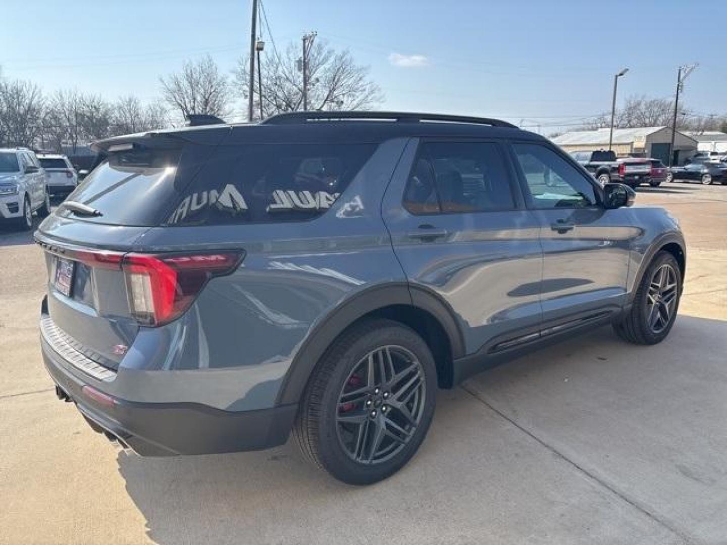 2025 Vapor Blue /Onyx Ford Explorer ST (1FMWK8GC4SG) with an 3.0L EcoBoost V6 engine, Automatic transmission, located at 1105 E Mulberry, Kaufman, TX, 75142, (972) 962-2151, 32.589550, -96.300926 - Vapor Blue Metallic 2025 Ford Explorer 4D Sport Utility ST 4WD 10-Speed Automatic 3.0L EcoBoost V6 4WD.<br><br>Recent Arrival!<br><br><br>Please call Paul Murrey Ford Inc. In Kaufman Texas A Family Dealership Since 1952 Serving the Dallas Fort Worth and East Texas areas for over 70 years. Please cal - Photo#4