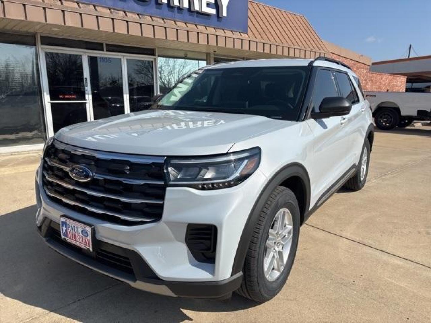 2025 Space White Metallic /Gray Ford Explorer Active (1FMUK7DH6SG) with an 2.3L EcoBoost I-4 engine, Automatic transmission, located at 1105 E Mulberry, Kaufman, TX, 75142, (972) 962-2151, 32.589550, -96.300926 - Space White Metallic 2025 Ford Explorer 4D Sport Utility Active RWD 10-Speed Automatic 2.3L EcoBoost I-4<br><br>20/29 City/Highway MPG<br><br><br>Please call Paul Murrey Ford Inc. In Kaufman Texas A Family Dealership Since 1952 Serving the Dallas Fort Worth and East Texas areas for over 70 years. Pl - Photo#1