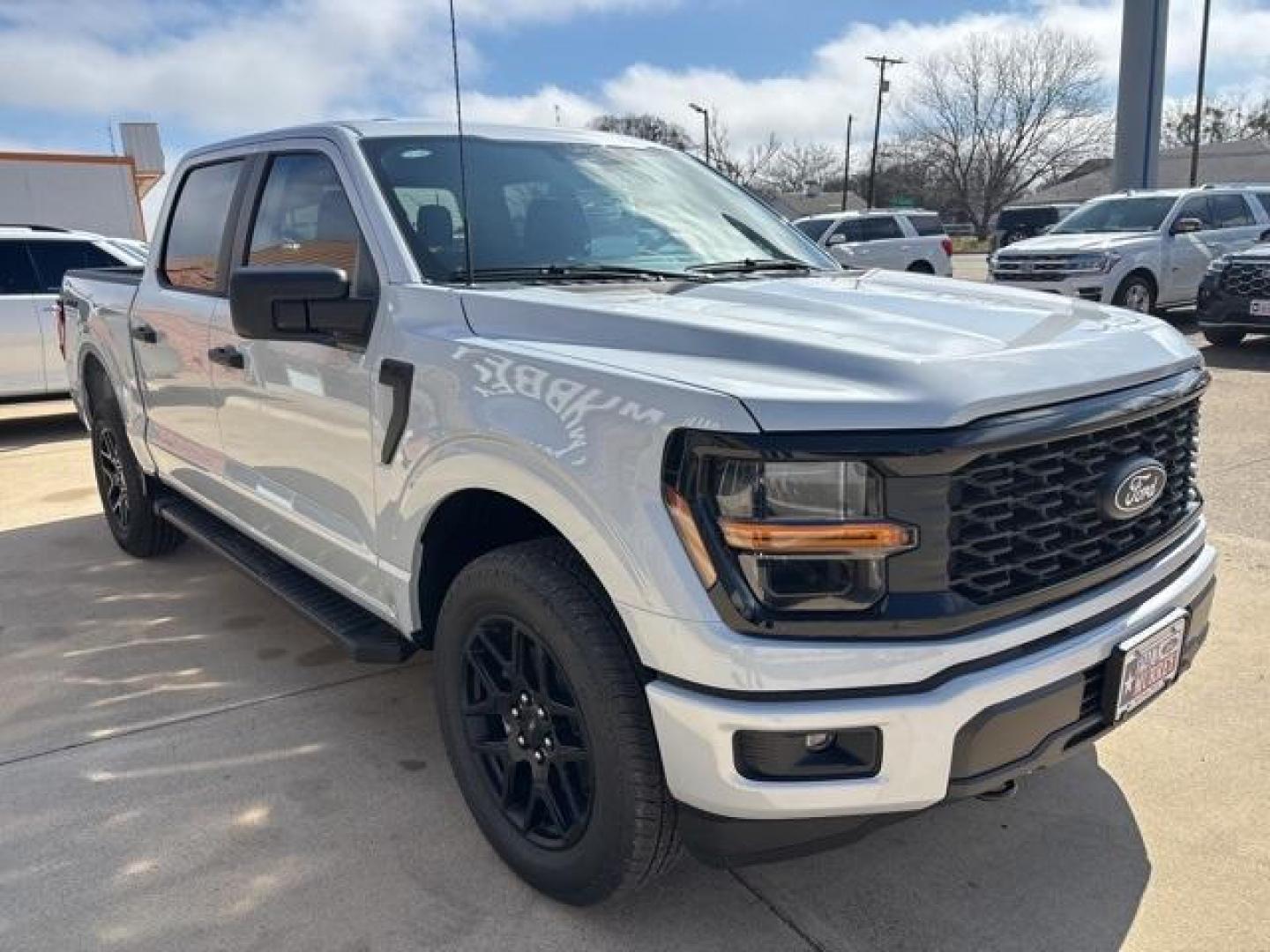 2025 White Metallic /Black Ford F-150 STX (1FTFW2L56SK) with an 2.7L V6 EcoBoost engine, Automatic transmission, located at 1105 E Mulberry, Kaufman, TX, 75142, (972) 962-2151, 32.589550, -96.300926 - Space White Metallic 2025 Ford F-150 4D SuperCrew STX 4WD 10-Speed Automatic 2.7L V6 EcoBoost 4WD.<br><br><br>Please call Paul Murrey Ford Inc. In Kaufman Texas A Family Dealership Since 1952 Serving the Dallas Fort Worth and East Texas areas for over 70 years. Please call 972-962-2151 www.murreyfor - Photo#6