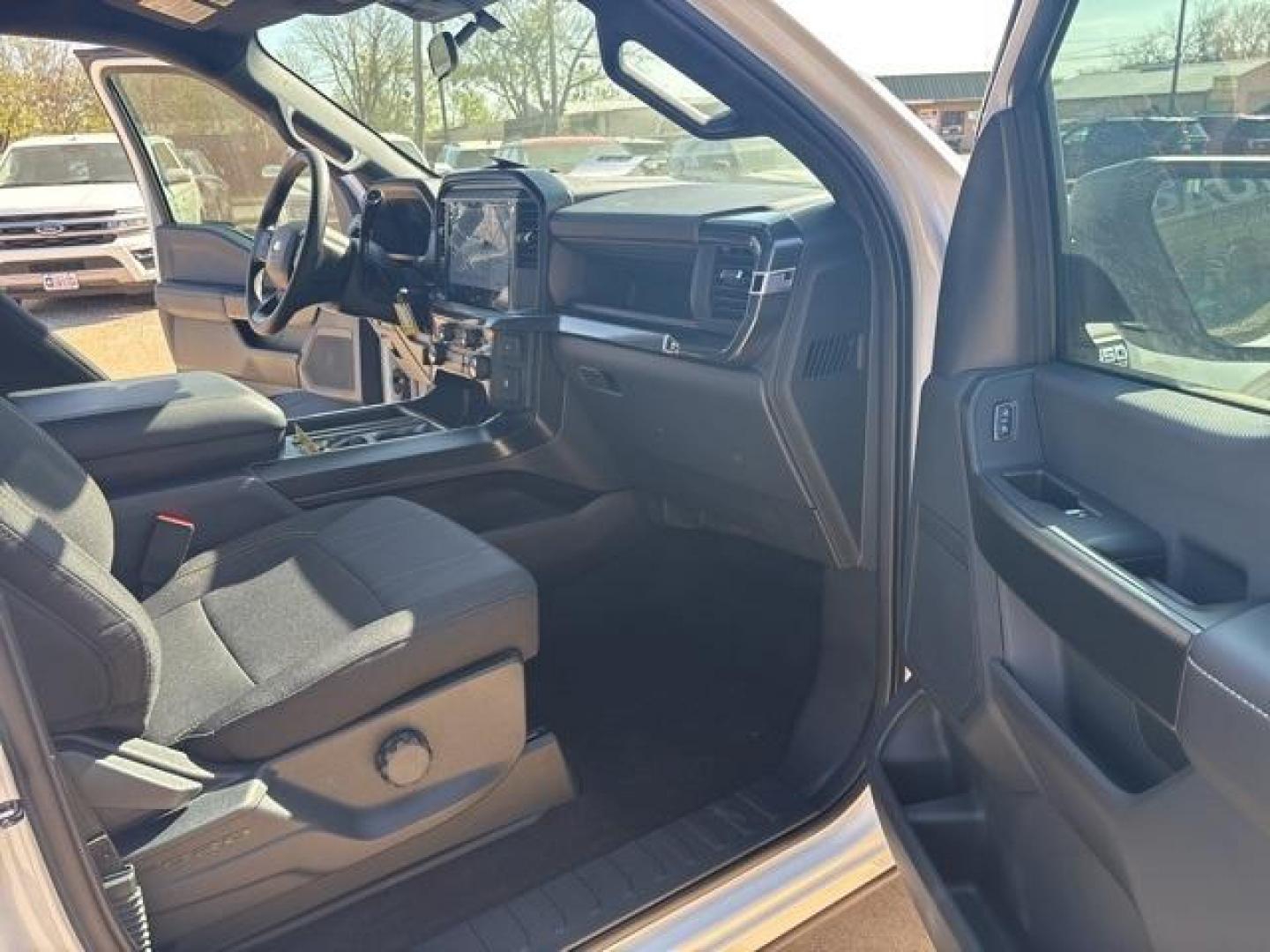 2025 Oxford White /Black Ford F-150 STX (1FTEW2LP5SK) with an 2.7L V6 EcoBoost engine, Automatic transmission, located at 1105 E Mulberry, Kaufman, TX, 75142, (972) 962-2151, 32.589550, -96.300926 - Oxford White 2025 Ford F-150 4D SuperCrew STX 4WD 10-Speed Automatic 2.7L V6 EcoBoost 4WD.<br><br><br>Please call Paul Murrey Ford Inc. In Kaufman Texas A Family Dealership Since 1952 Serving the Dallas Fort Worth and East Texas areas for over 70 years. Please call 972-962-2151 www.murreyford.com ww - Photo#11