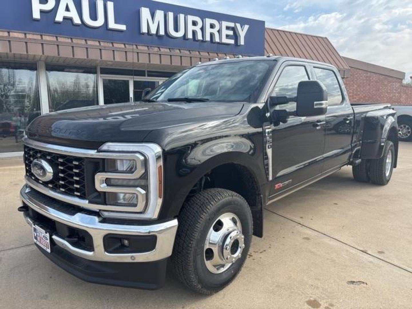 2025 Agate Black Metallic /Black Onyx Ford F-350SD Lariat (1FT8W3DM6SE) with an 6.7L High Output Power Stroke V8 Diesel engine, Automatic transmission, located at 1105 E Mulberry, Kaufman, TX, 75142, (972) 962-2151, 32.589550, -96.300926 - Agate Black Metallic 2025 Ford F-350SD 4D Crew Cab Lariat DRW 4WD 10-Speed Automatic 6.7L High Output Power Stroke V8 Diesel 4WD.<br><br><br>Please call Paul Murrey Ford Inc. In Kaufman Texas A Family Dealership Since 1952 Serving the Dallas Fort Worth and East Texas areas for over 70 years. Please - Photo#1