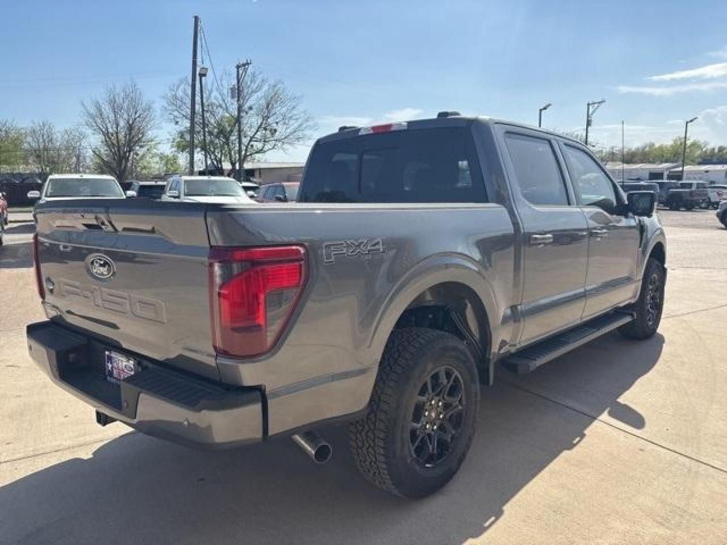 2025 Gray Metallic /Black Ford F-150 XLT (1FTFW3L59SF) with an 5.0L V8 engine, Automatic transmission, located at 1105 E Mulberry, Kaufman, TX, 75142, (972) 962-2151, 32.589550, -96.300926 - Carbonized Gray Metallic 2025 Ford F-150 4D SuperCrew XLT 4WD 10-Speed Automatic 5.0L V8 4WD.<br><br><br>Please call Paul Murrey Ford Inc. In Kaufman Texas A Family Dealership Since 1952 Serving the Dallas Fort Worth and East Texas areas for over 70 years. Please call 972-962-2151 www.murreyford.com - Photo#5