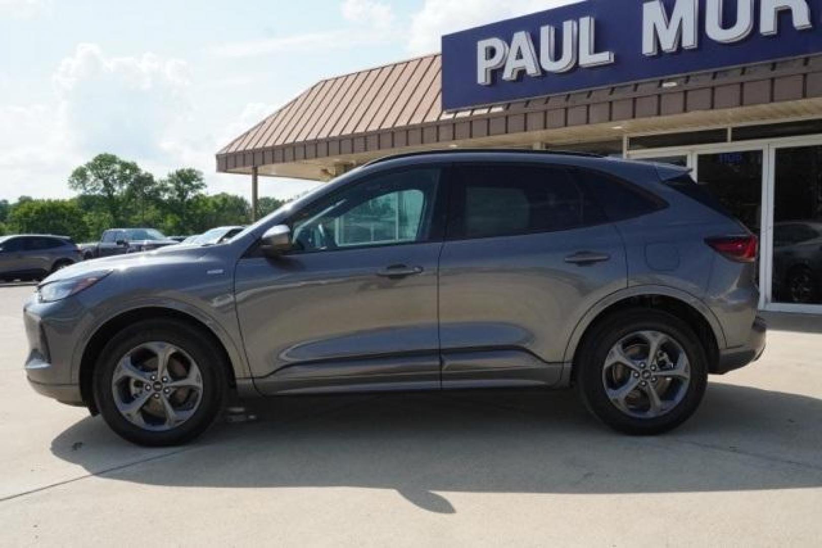 2024 Gray Metallic /Ebony Ford Escape ST-Line Select (1FMCU9NA8RU) with an EcoBoost 2.0L I4 GTDi DOHC Turbocharged VCT engine, Automatic transmission, located at 1105 E Mulberry, Kaufman, TX, 75142, (972) 962-2151, 32.589550, -96.300926 - Gray Metallic 2024 Ford Escape 4D Sport Utility ST-Line Select AWD 8-Speed Automatic EcoBoost 2.0L I4 GTDi DOHC Turbocharged VCT AWD.<br><br><br>Recent Arrival! 23/31 City/Highway MPG<br><br><br>Please call Paul Murrey Ford Inc. In Kaufman Texas A Family Dealership Since 1952 Serving the Dallas Fort - Photo#3
