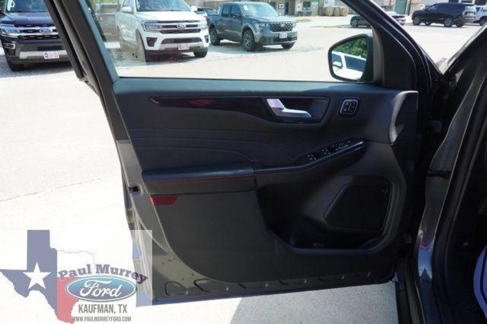 2024 Gray Metallic /Ebony Ford Escape ST-Line Select (1FMCU9NA8RU) with an EcoBoost 2.0L I4 GTDi DOHC Turbocharged VCT engine, Automatic transmission, located at 1105 E Mulberry, Kaufman, TX, 75142, (972) 962-2151, 32.589550, -96.300926 - Gray Metallic 2024 Ford Escape 4D Sport Utility ST-Line Select AWD 8-Speed Automatic EcoBoost 2.0L I4 GTDi DOHC Turbocharged VCT AWD.<br><br><br>23/31 City/Highway MPG<br><br><br>Please call Paul Murrey Ford Inc. In Kaufman Texas A Family Dealership Since 1952 Serving the Dallas Fort Worth and East - Photo#4