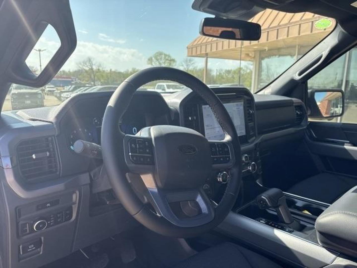 2025 Oxford White /Black Ford F-150 XLT (1FTFW3L59SF) with an 5.0L V8 engine, Automatic transmission, located at 1105 E Mulberry, Kaufman, TX, 75142, (972) 962-2151, 32.589550, -96.300926 - Oxford White 2025 Ford F-150 4D SuperCrew XLT 4WD 10-Speed Automatic 5.0L V8 4WD.<br><br><br>Please call Paul Murrey Ford Inc. In Kaufman Texas A Family Dealership Since 1952 Serving the Dallas Fort Worth and East Texas areas for over 70 years. Please call 972-962-2151 www.murreyford.com www.usedcar - Photo#10
