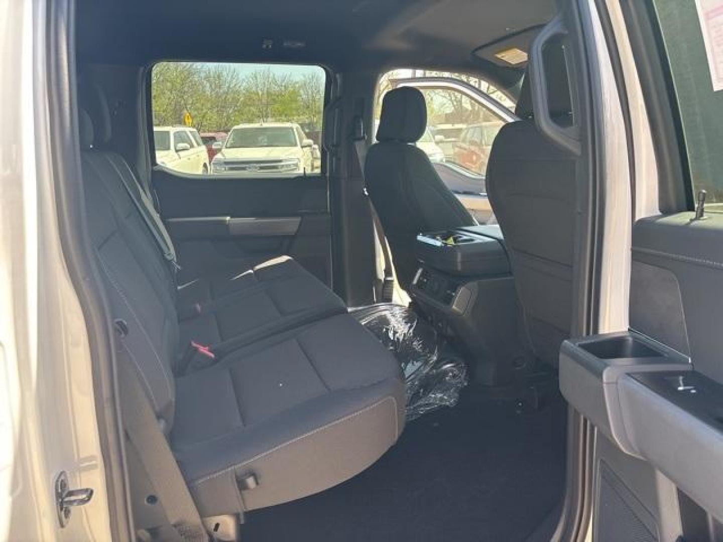 2025 Oxford White /Black Ford F-150 XLT (1FTFW3L59SF) with an 5.0L V8 engine, Automatic transmission, located at 1105 E Mulberry, Kaufman, TX, 75142, (972) 962-2151, 32.589550, -96.300926 - Oxford White 2025 Ford F-150 4D SuperCrew XLT 4WD 10-Speed Automatic 5.0L V8 4WD.<br><br><br>Please call Paul Murrey Ford Inc. In Kaufman Texas A Family Dealership Since 1952 Serving the Dallas Fort Worth and East Texas areas for over 70 years. Please call 972-962-2151 www.murreyford.com www.usedcar - Photo#13