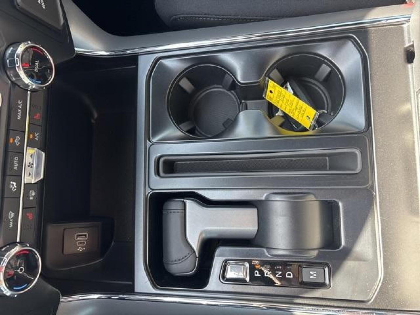 2025 Oxford White /Black Ford F-150 XLT (1FTFW3L59SF) with an 5.0L V8 engine, Automatic transmission, located at 1105 E Mulberry, Kaufman, TX, 75142, (972) 962-2151, 32.589550, -96.300926 - Oxford White 2025 Ford F-150 4D SuperCrew XLT 4WD 10-Speed Automatic 5.0L V8 4WD.<br><br><br>Please call Paul Murrey Ford Inc. In Kaufman Texas A Family Dealership Since 1952 Serving the Dallas Fort Worth and East Texas areas for over 70 years. Please call 972-962-2151 www.murreyford.com www.usedcar - Photo#17