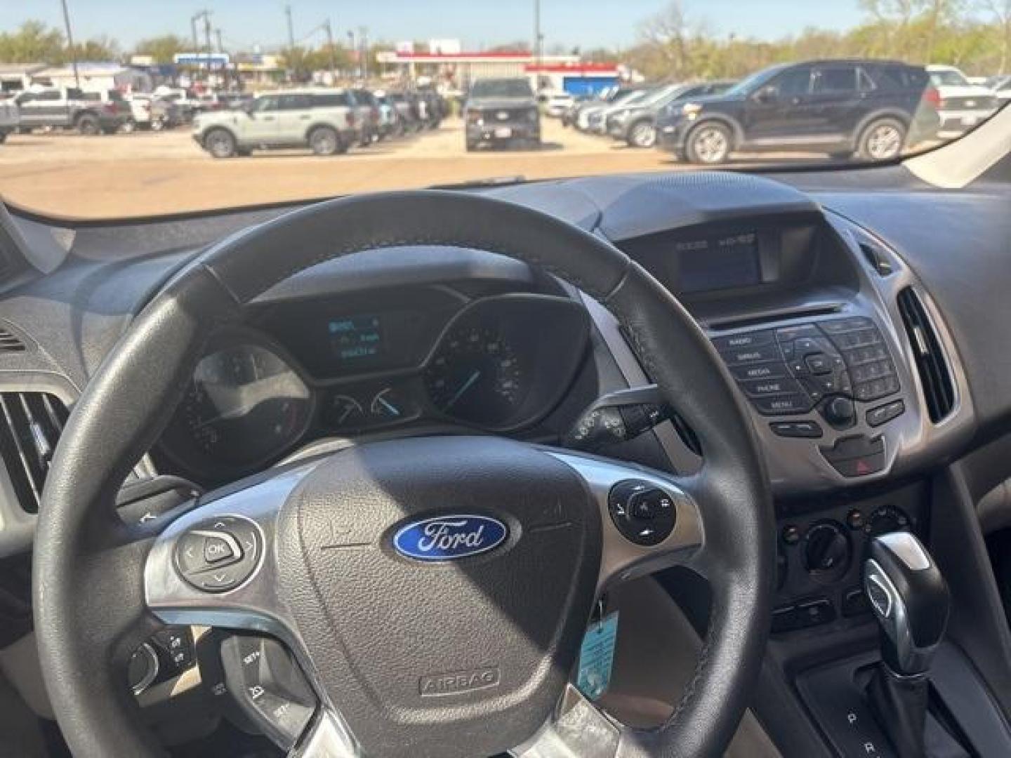 2015 Magnetic Metallic /Medium Stone Ford Transit Connect XLT (NM0GE9F74F1) with an Duratec 2.5L I4 engine, Automatic transmission, located at 1105 E Mulberry, Kaufman, TX, 75142, (972) 962-2151, 32.589550, -96.300926 - Photo#16